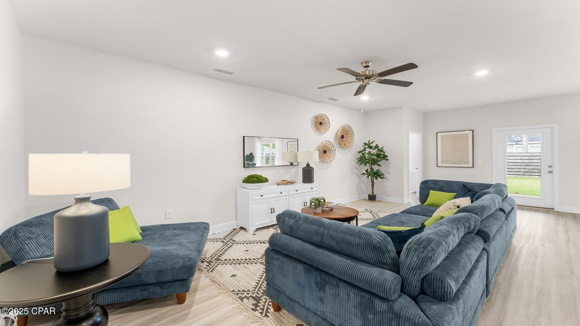Image 12 For 656 Norris Drive