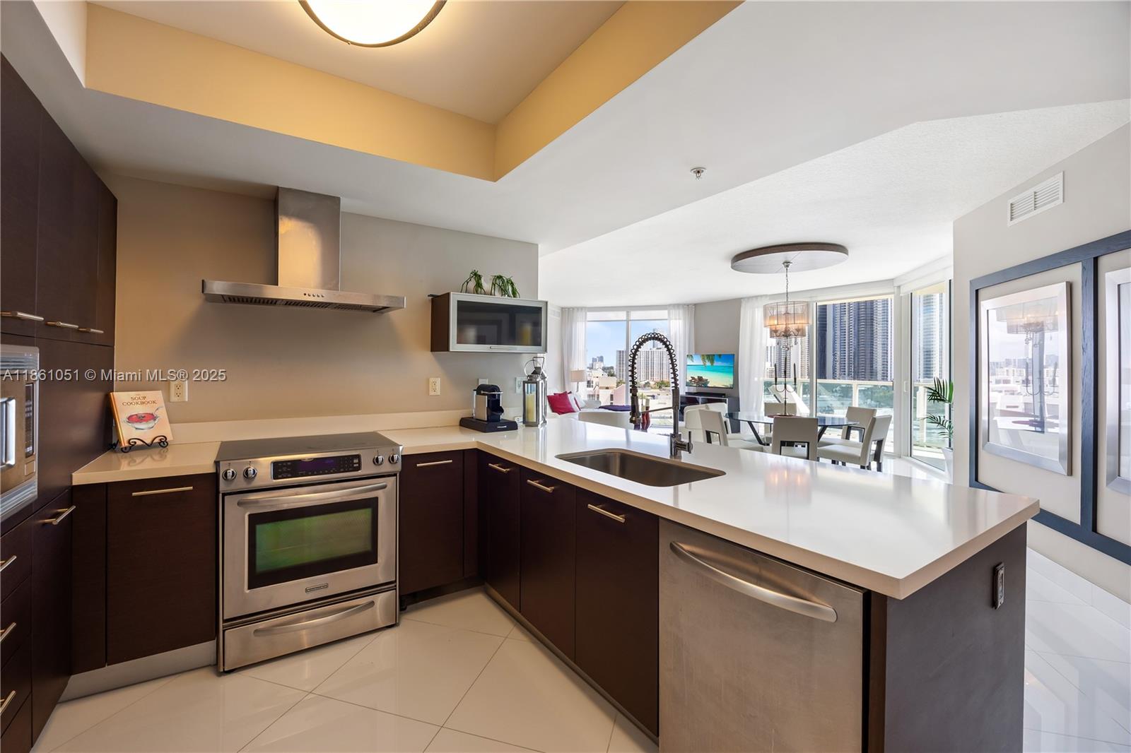 Property photo # 9