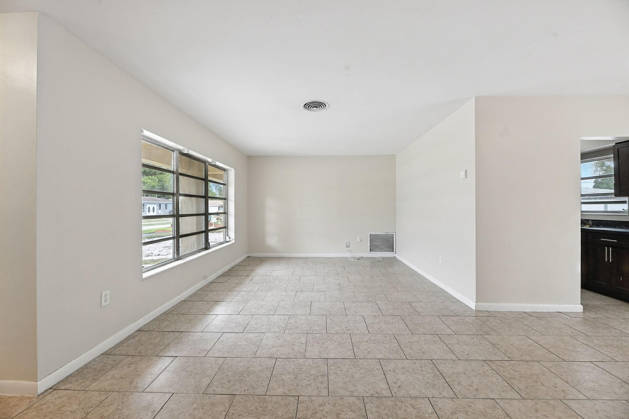 Homes for sale in Miami, FL | 18835 Nw 11Th Ct, Miami, FL 33169 | MLS# F10519428