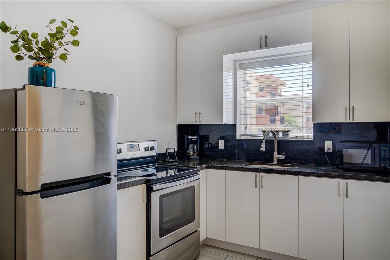Property photo # 6