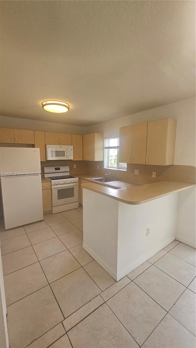 Property photo # 7