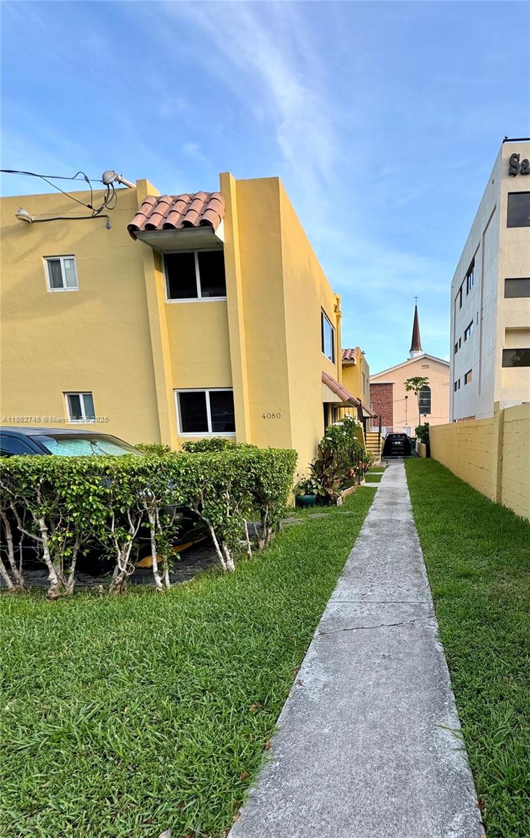 Property photo # 2