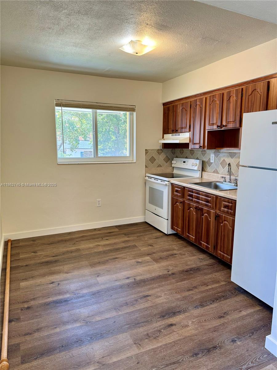 Property photo # 4