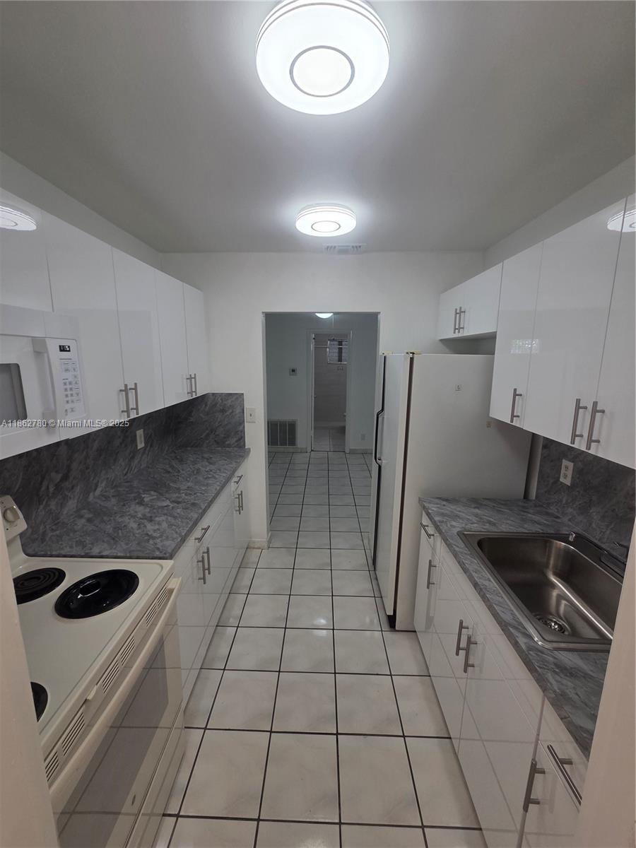 Property photo # 2