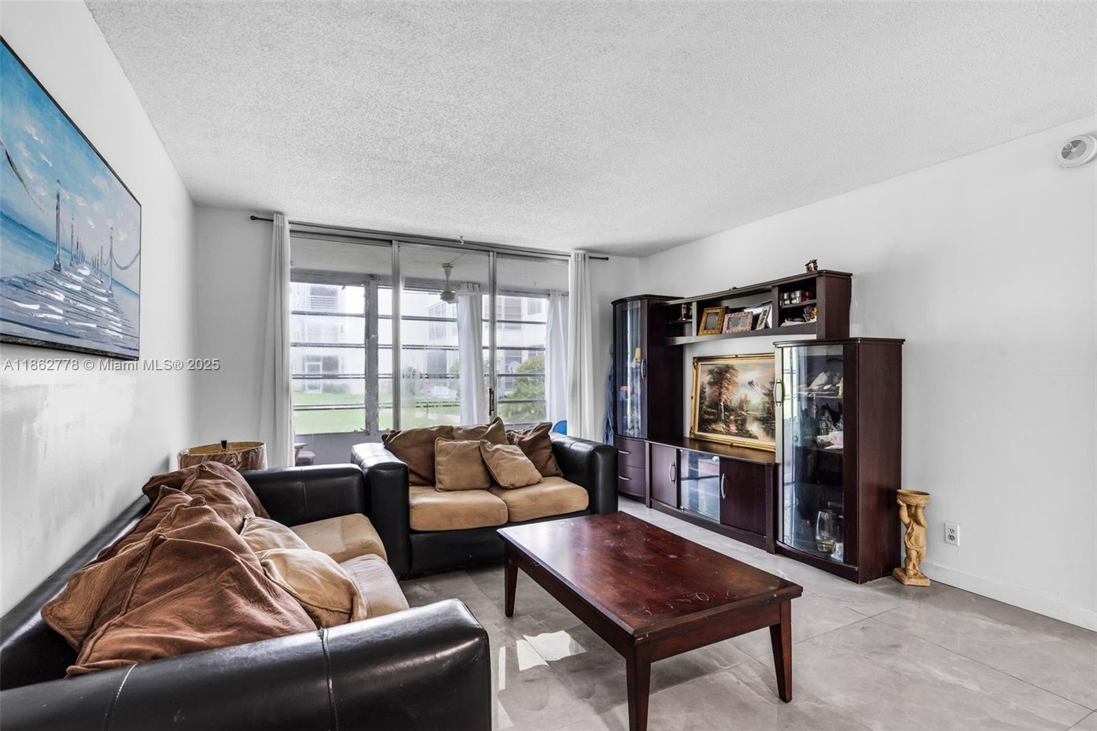 Cypress Chase Condo No 6