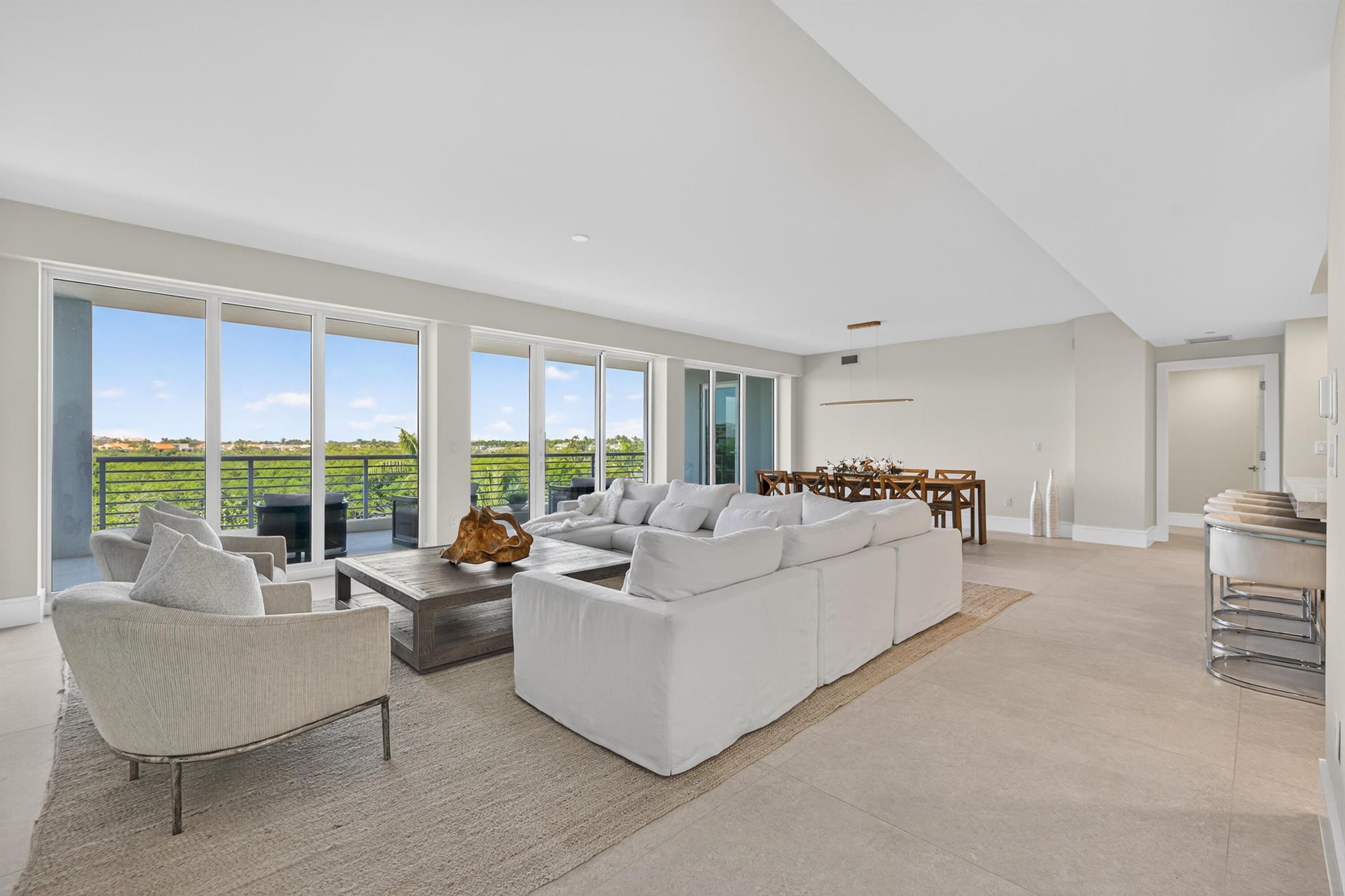 Image to showcase the property located at 1 S Coastal Way 303