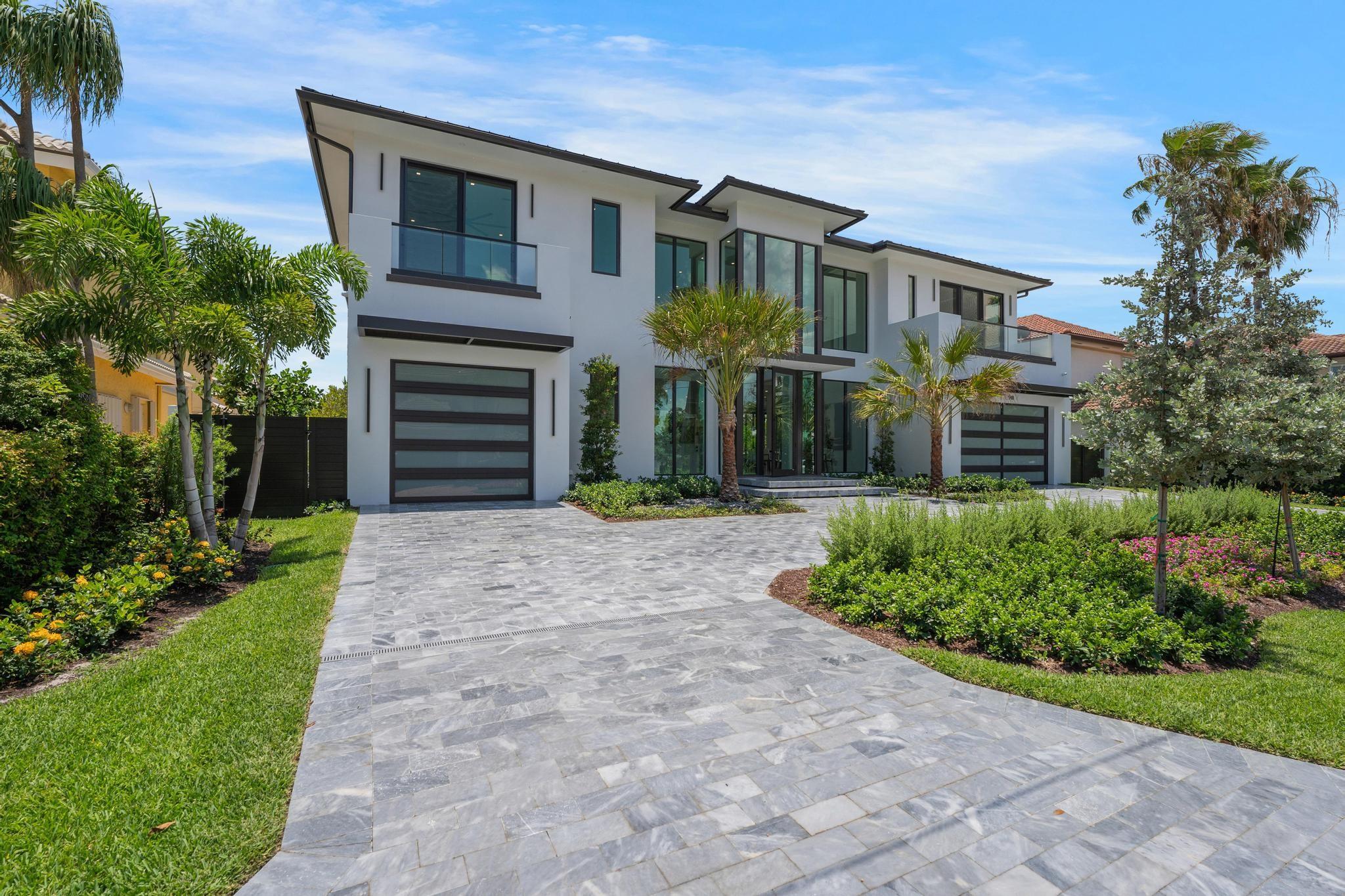 948 Banyan Drive, Delray Beach, Florida 33483
