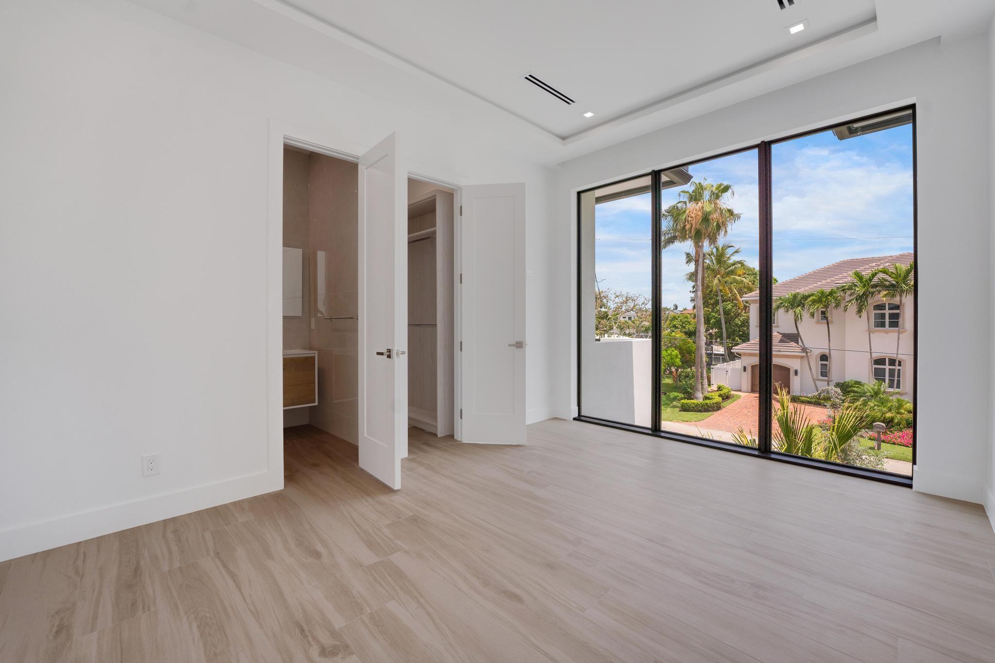 948 Banyan Drive