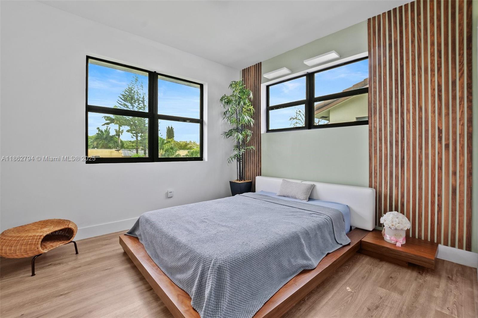Property photo # 4
