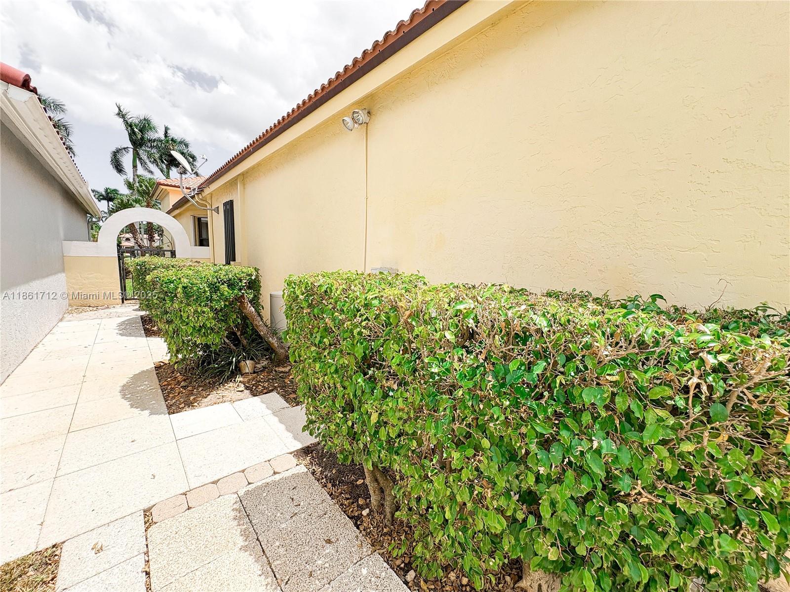 Property photo # 3