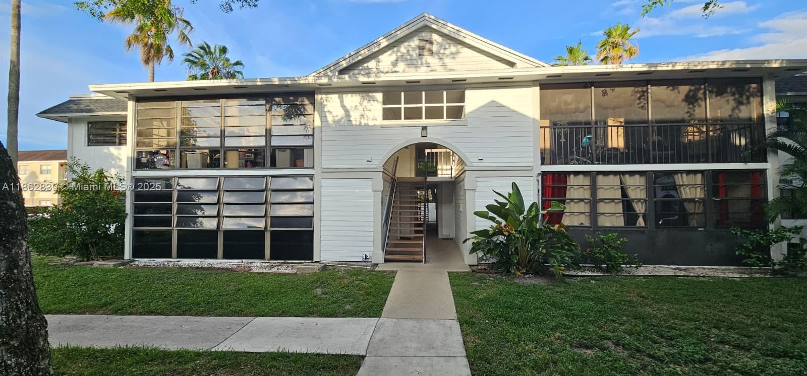 18965 62nd Ave Unit 202, Hialeah, Florida 33015