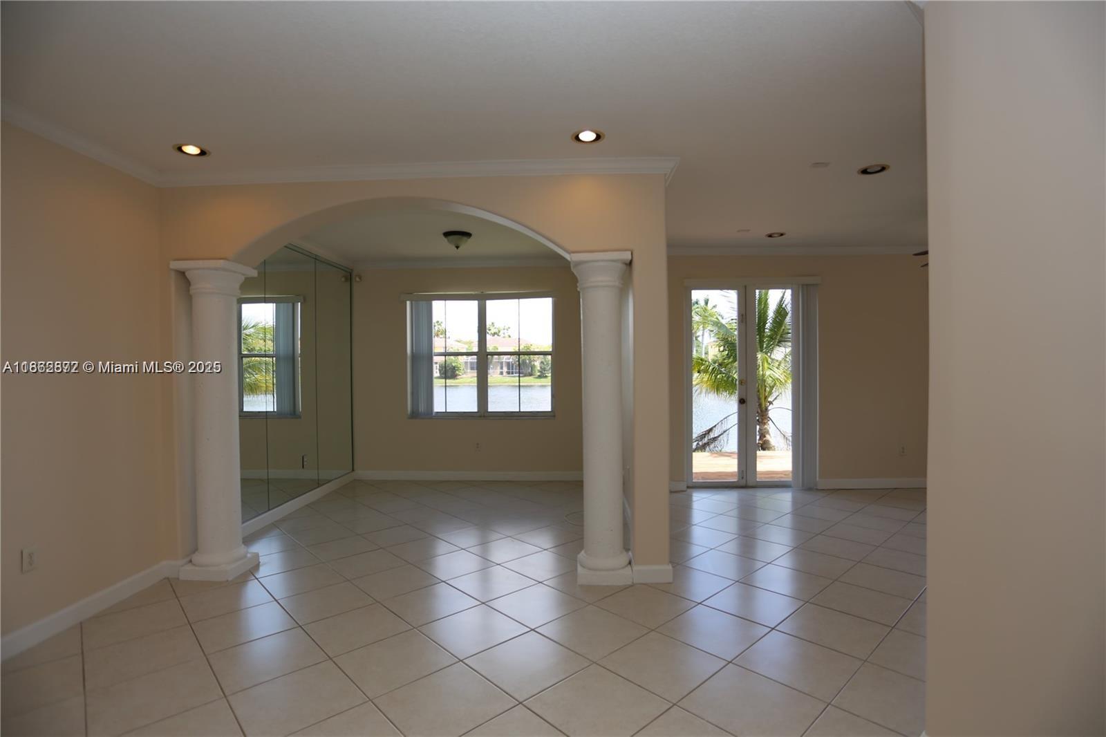 Property photo # 7
