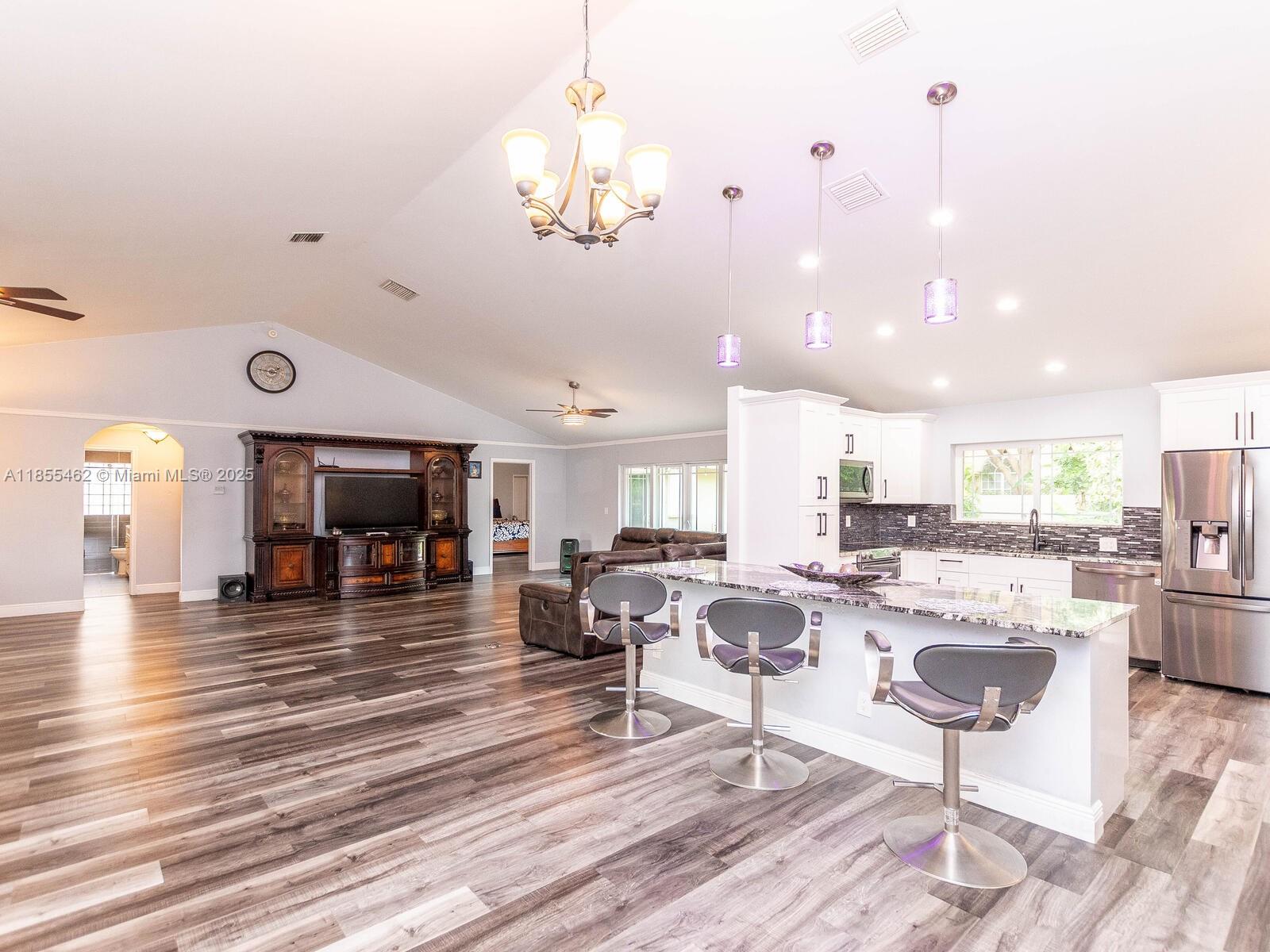 Property photo # 4