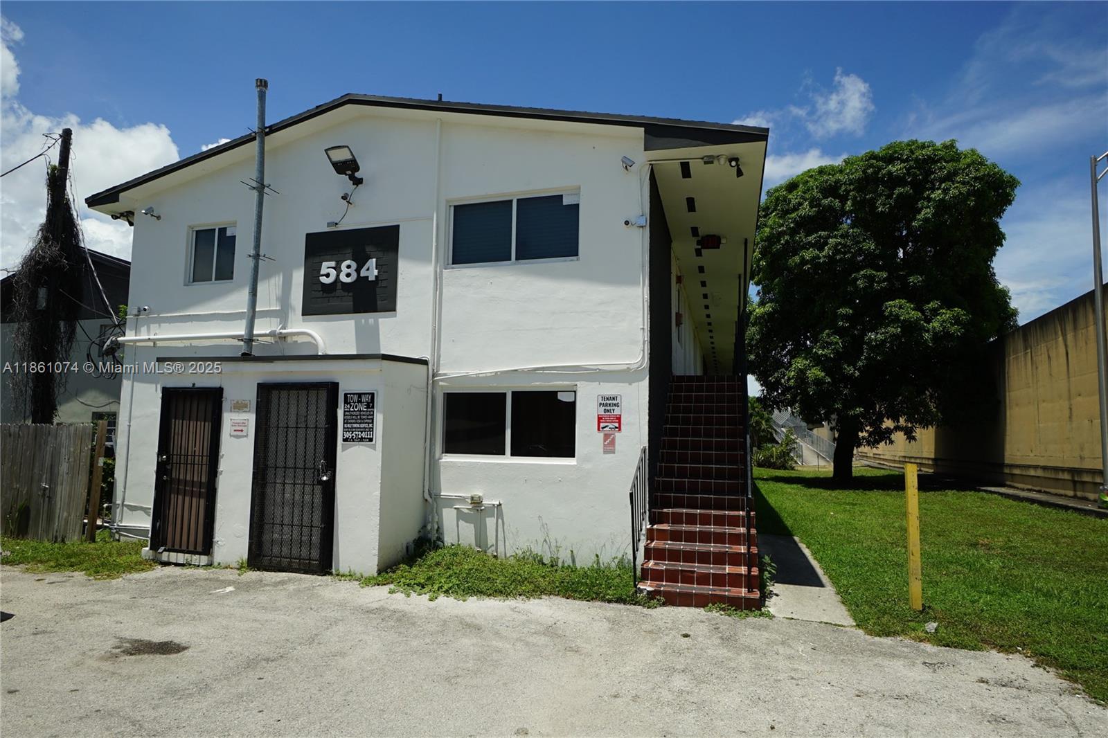 Property photo # 0