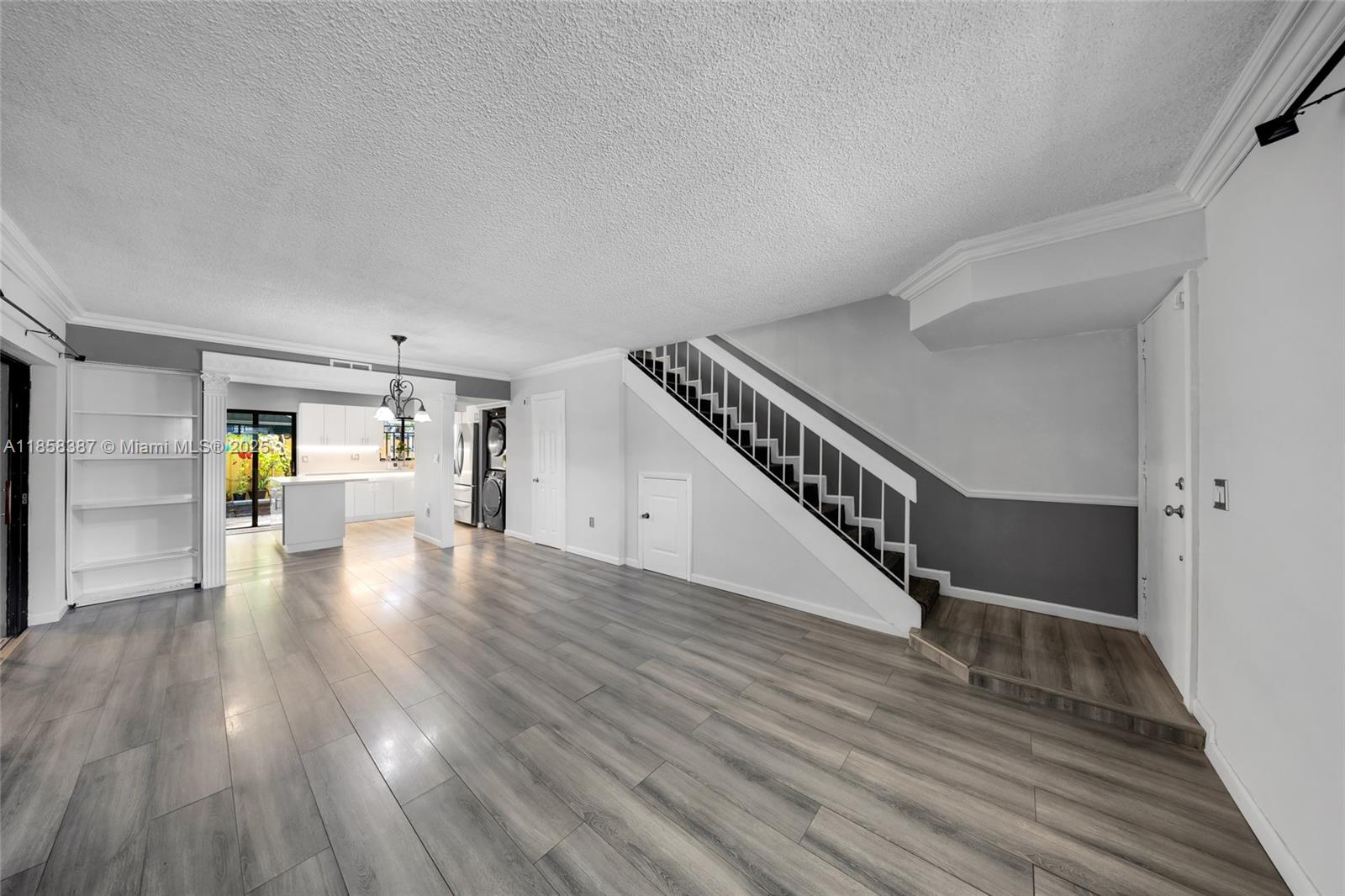 Property photo # 9