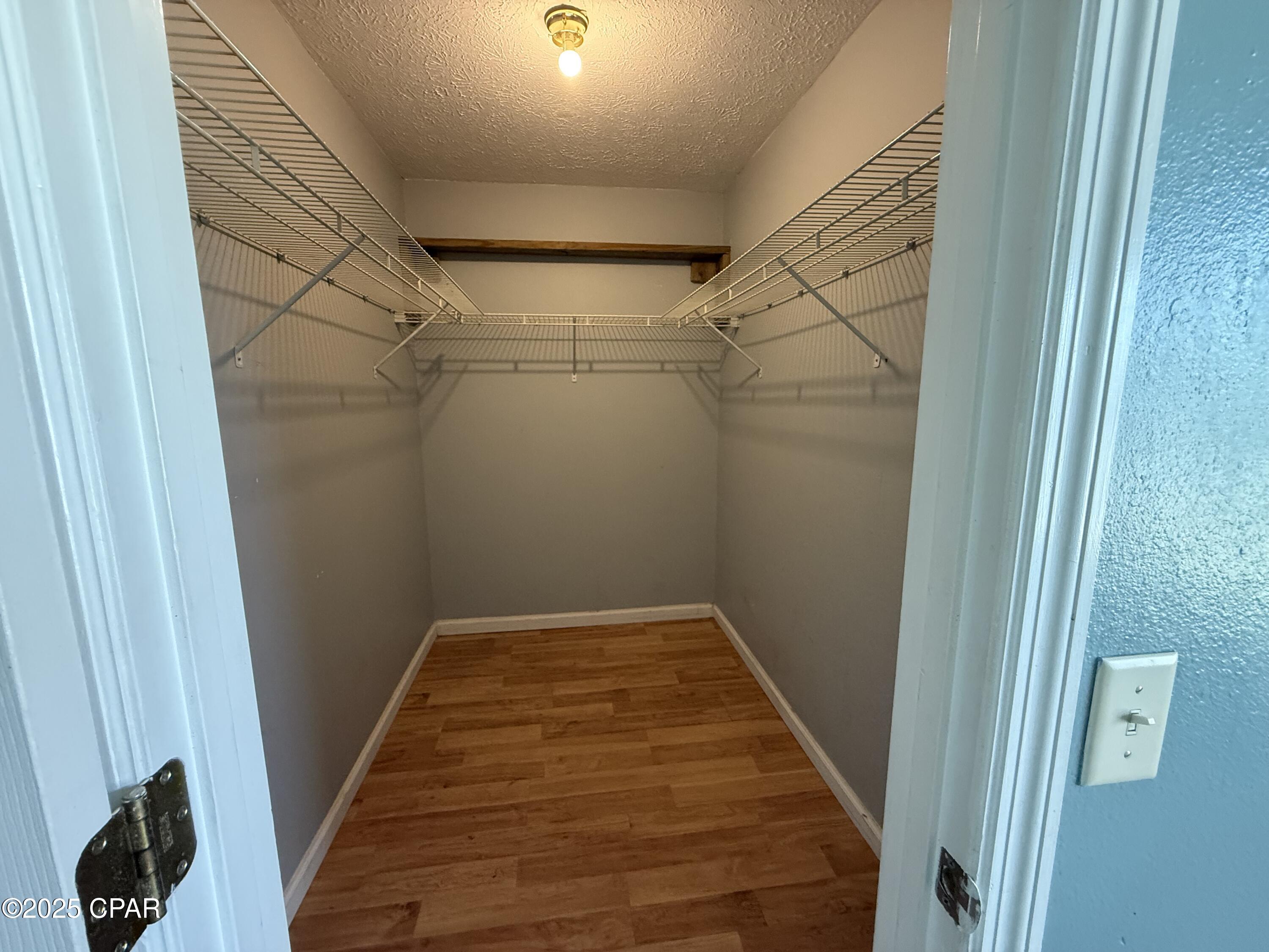 5rkahuv8pgqcvelltx9icd4punaefwfln_sjmrpcwzc