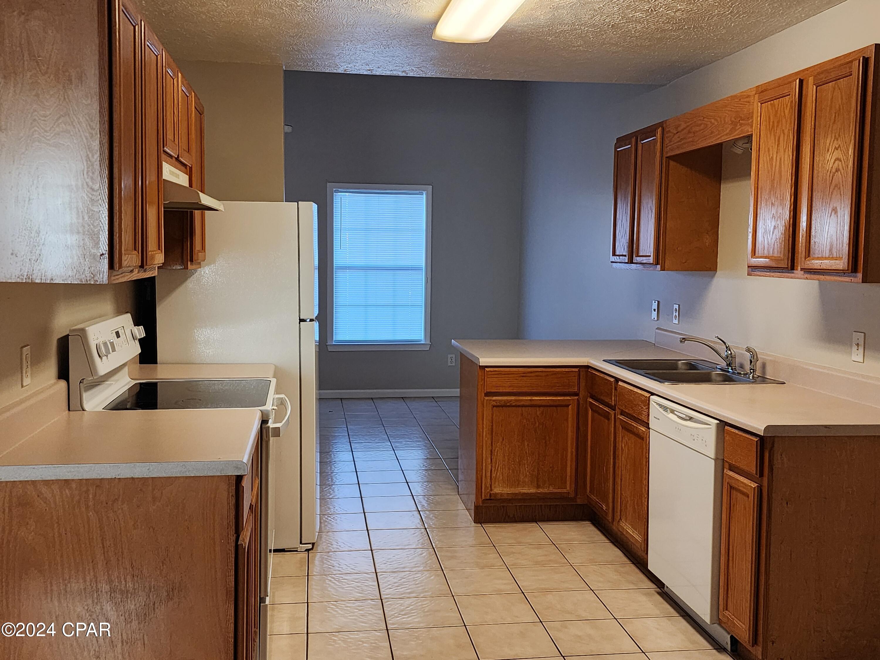 Image 10 For 5432 Sunset Avenue