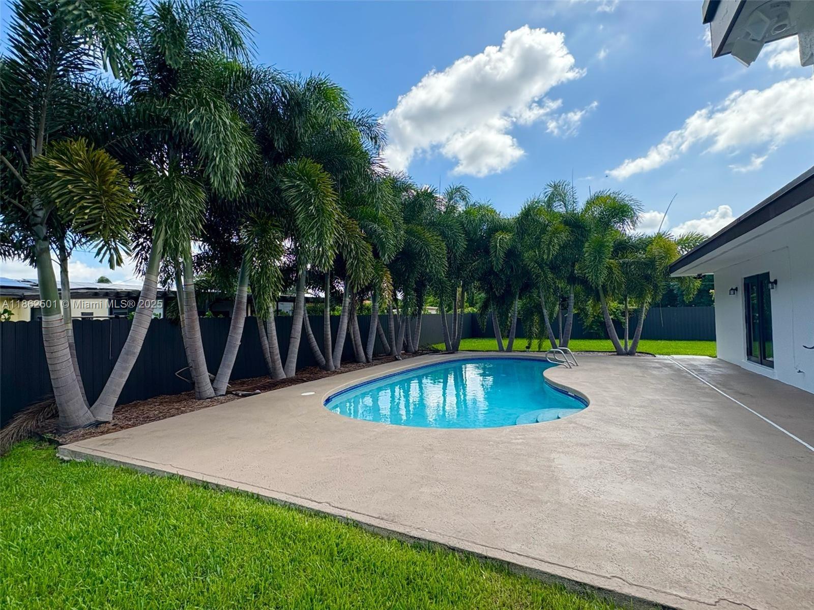 Property photo # 8