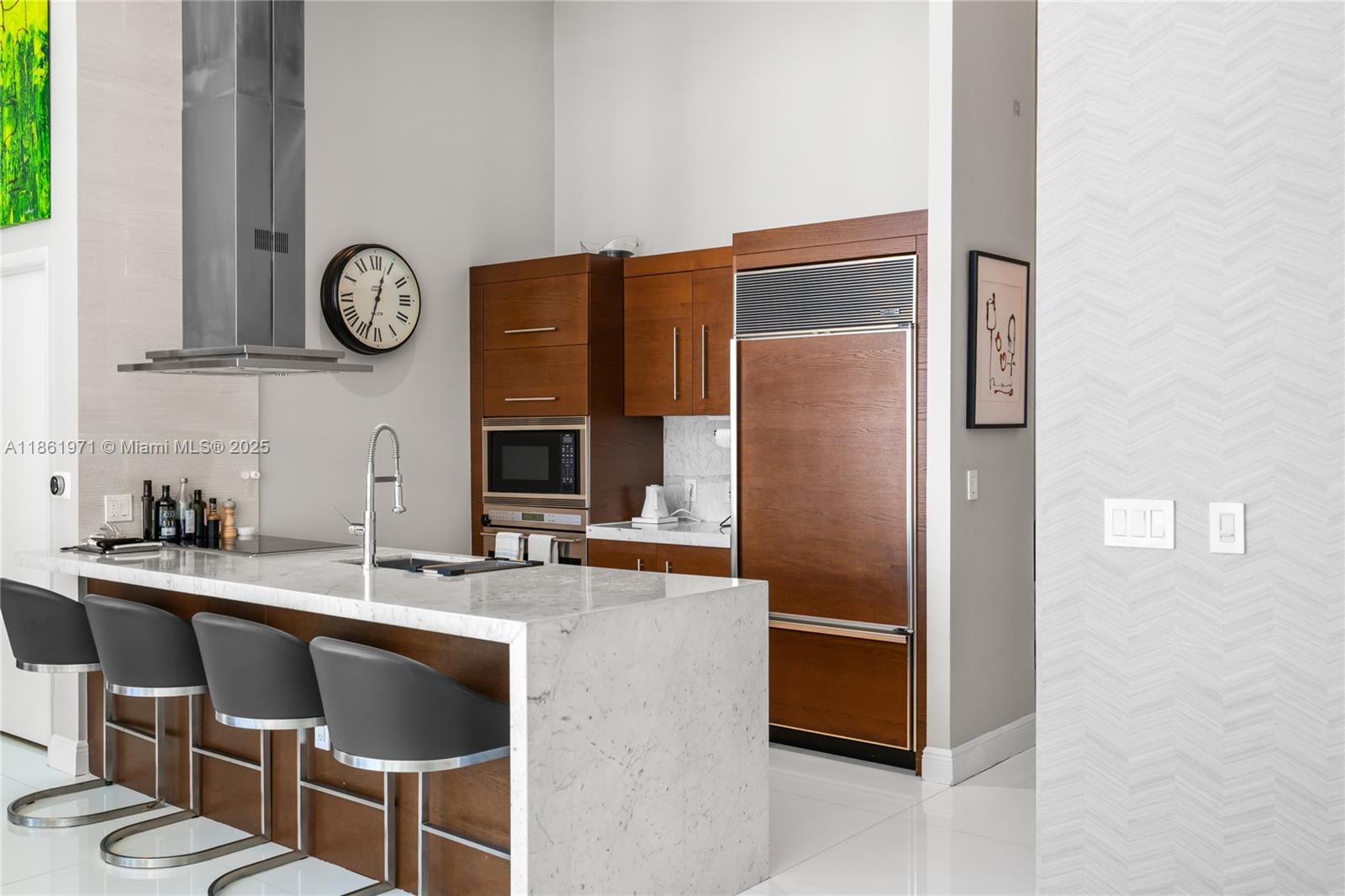 495 Brickell Ave #4104, Miami FL 33131