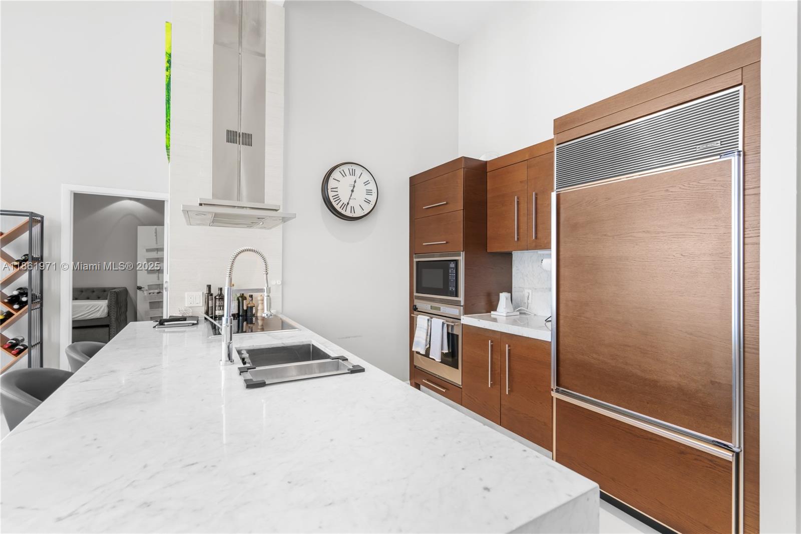 495 Brickell Ave #4104, Miami FL 33131