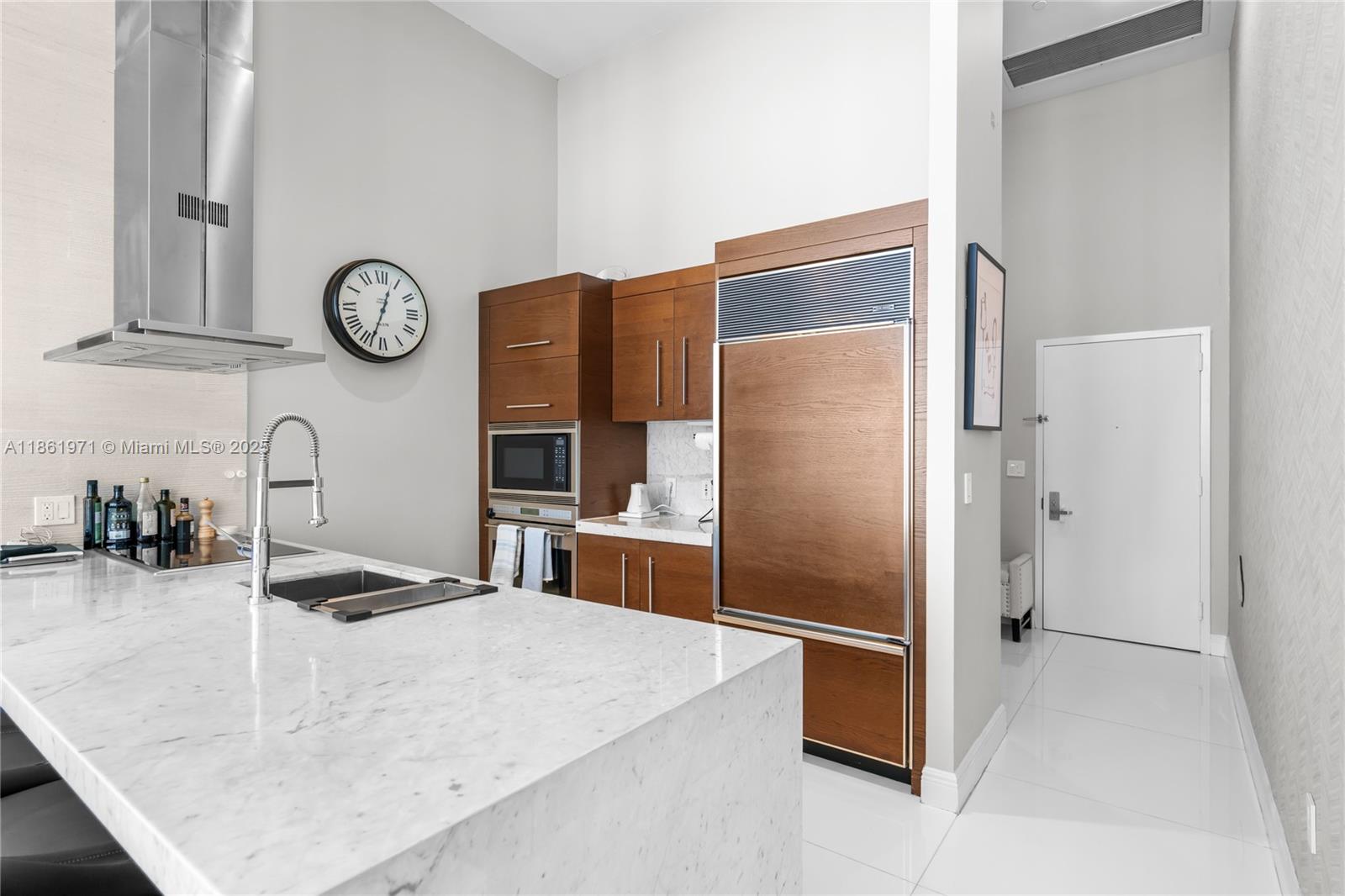 495 Brickell Ave #4104, Miami FL 33131