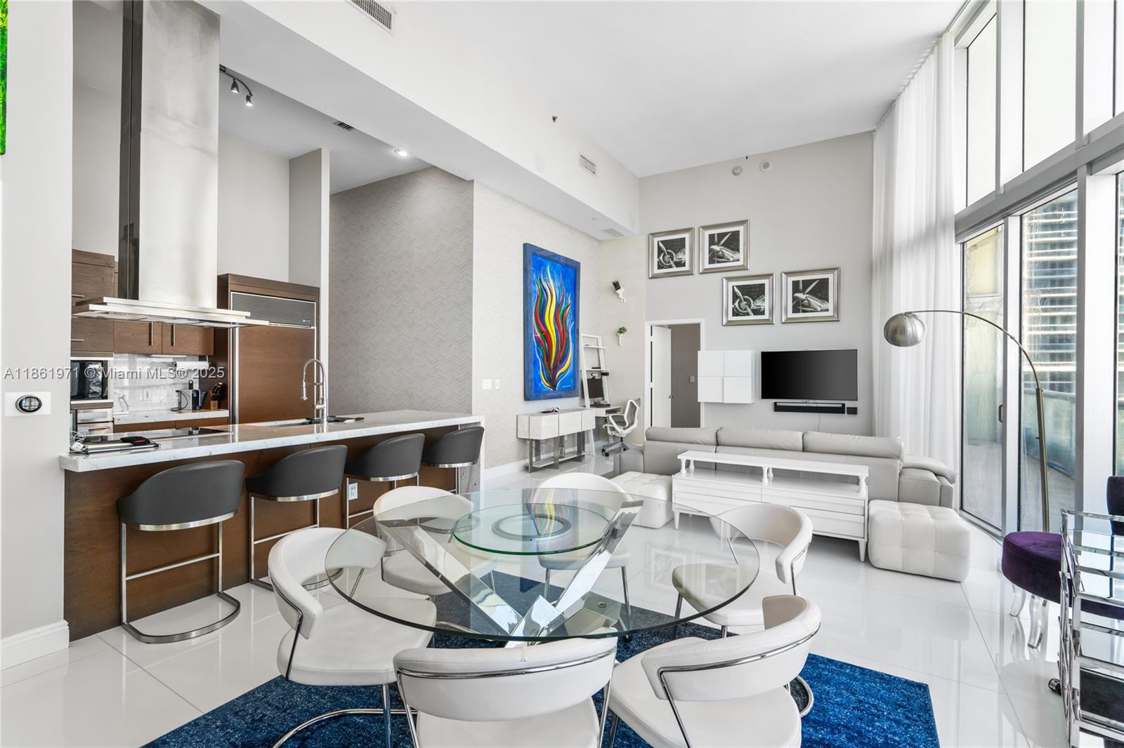 495 Brickell Ave #4104, Miami FL 33131
