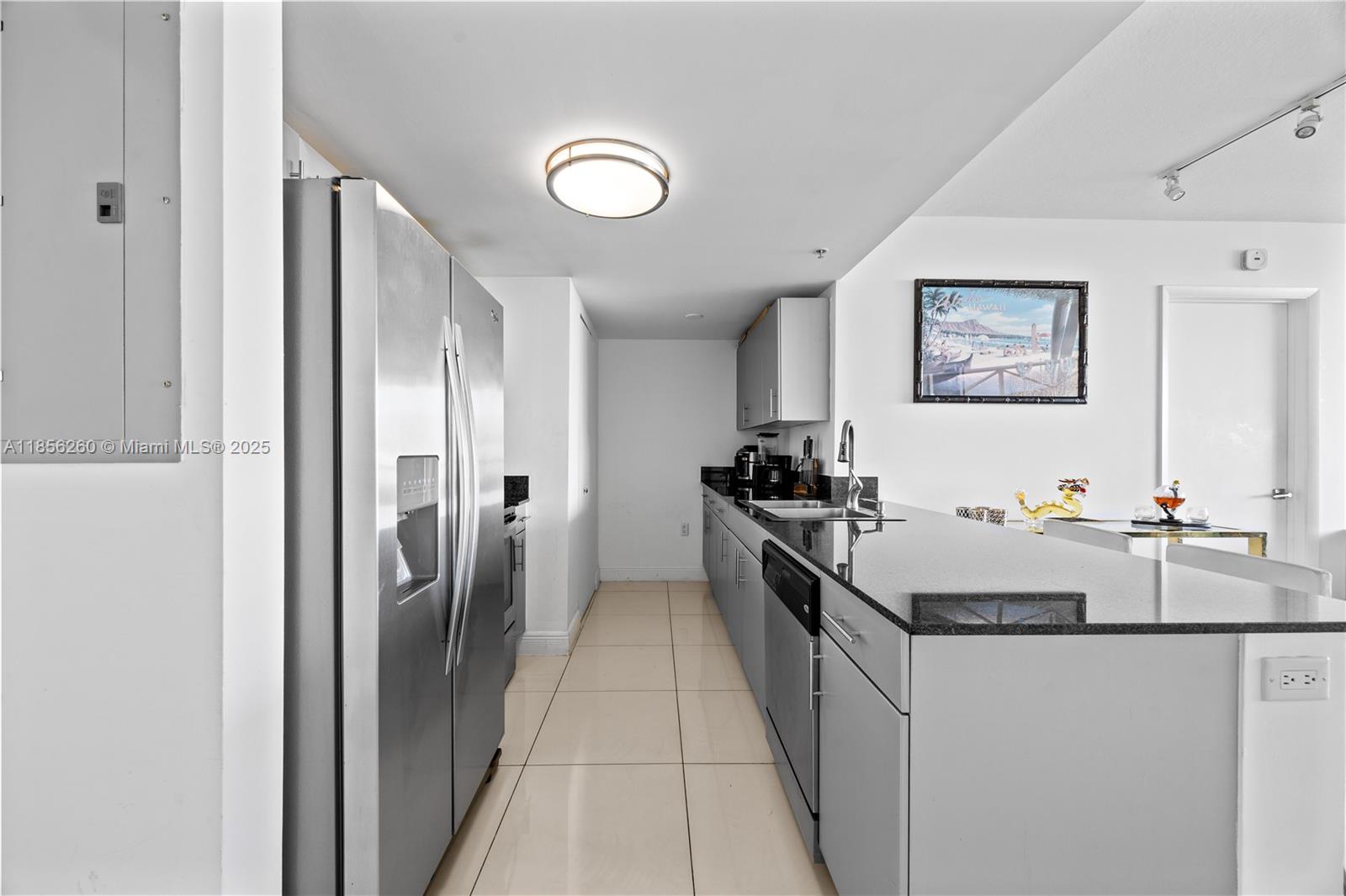 Property photo # 6