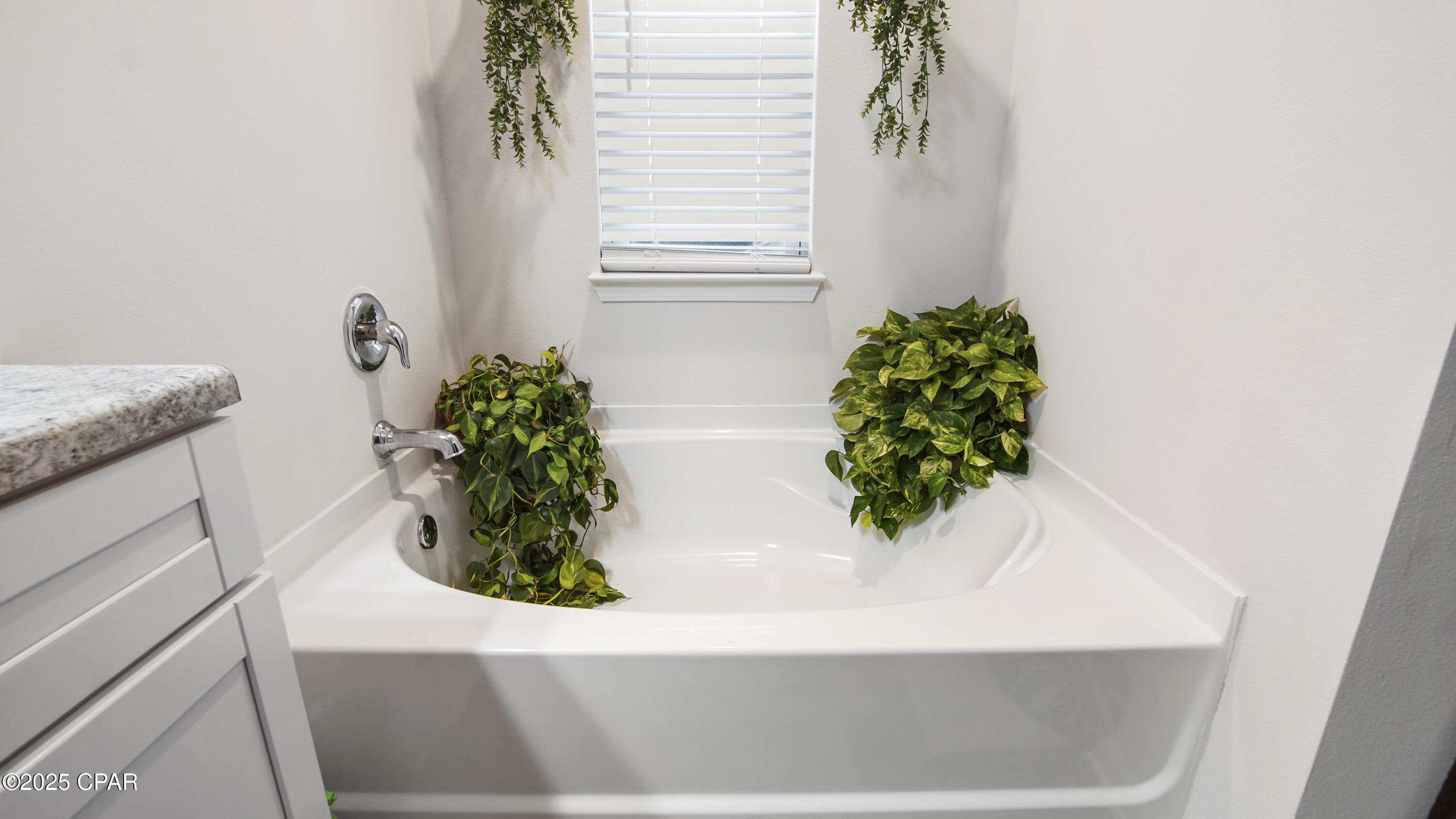 16ayjhwxreh6gxss_0h Haud6vame49vpq5tg1hlrha