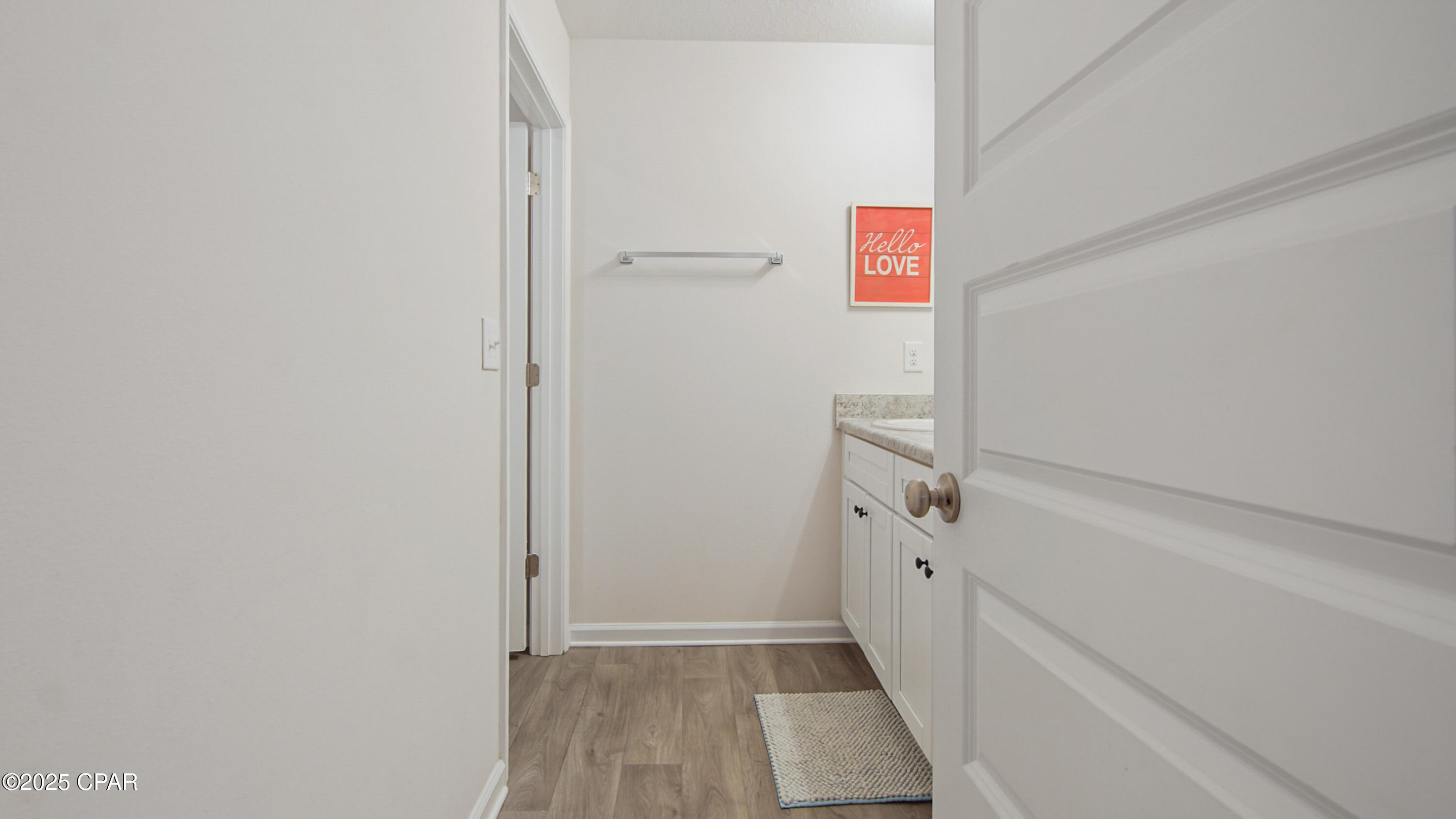 Tclpjvqo5w5tzifkxw_gzs_621l 7vq070inudaxkg4