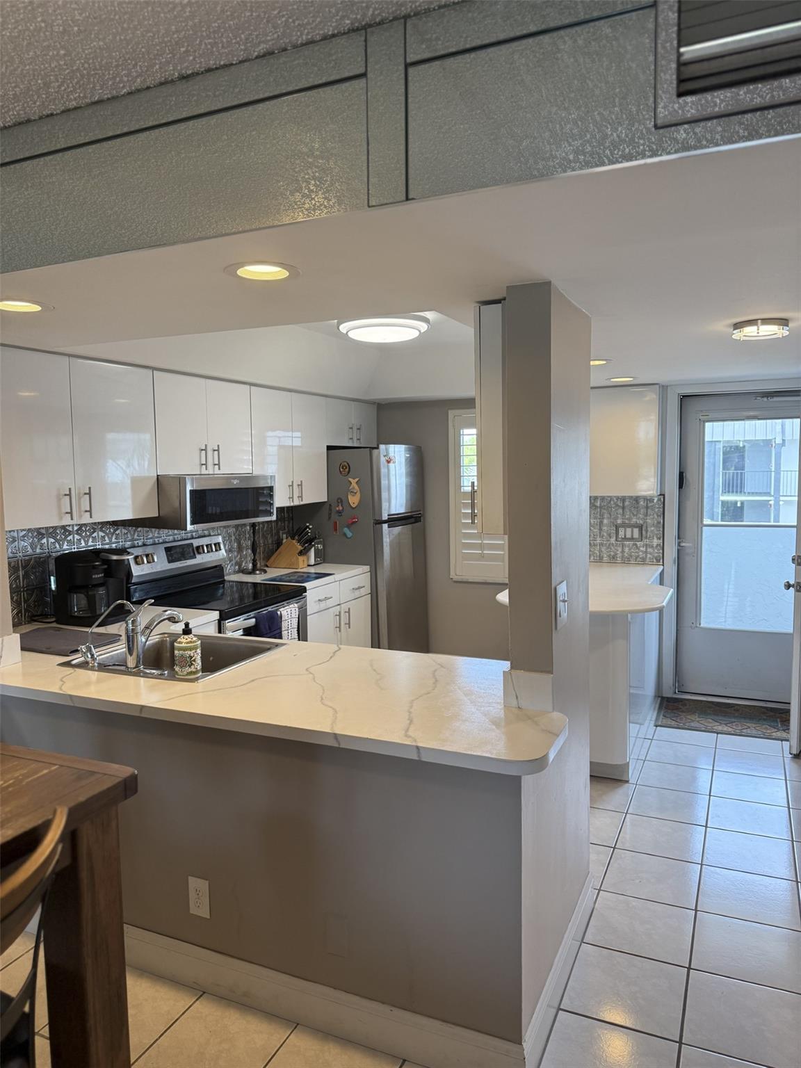 Island Club Four Condo