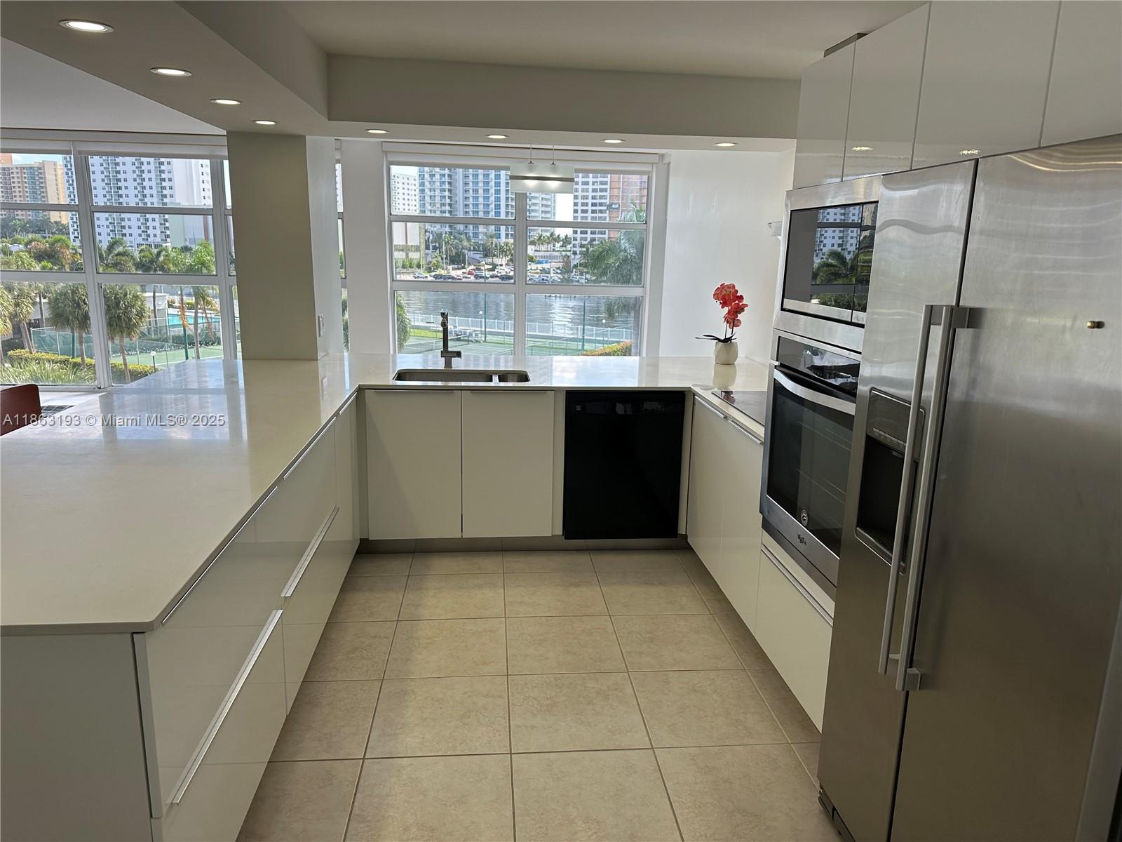 Property photo # 6