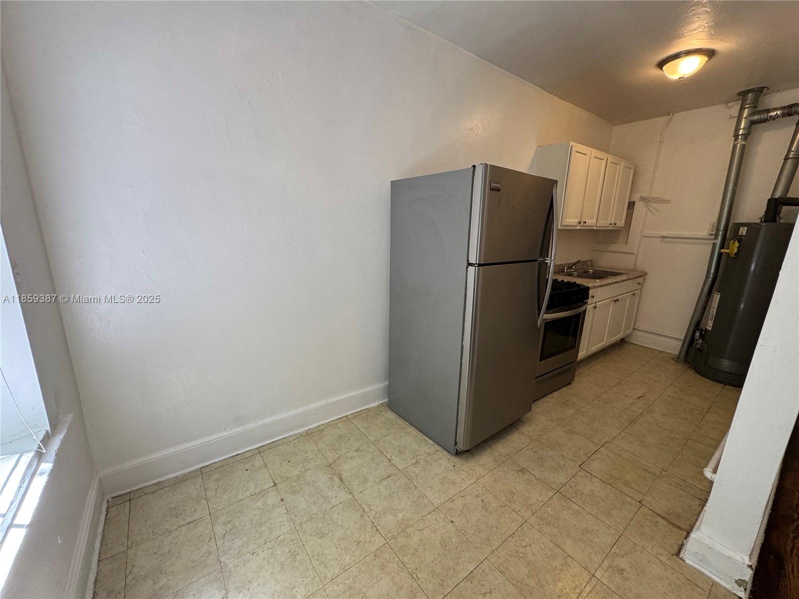 Property photo # 9