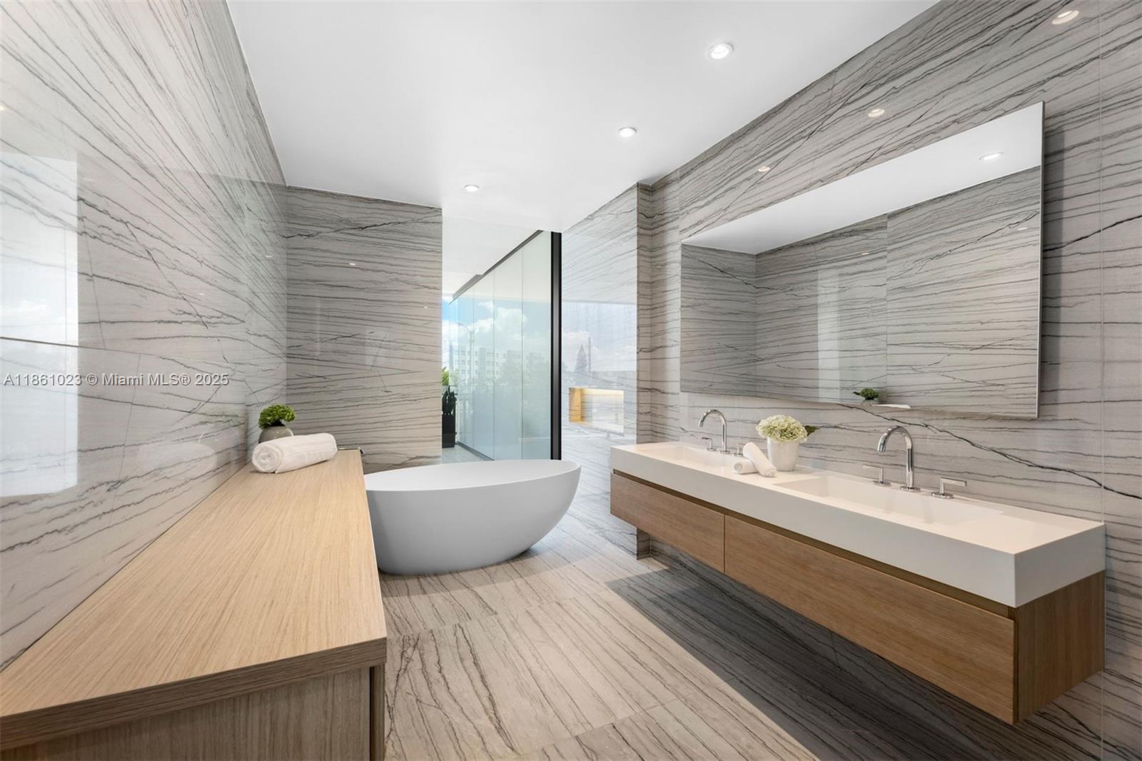 8701 Collins Ave #306, Miami Beach FL 33154