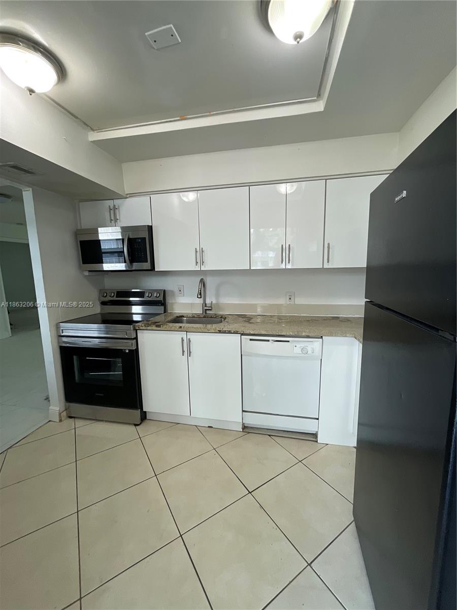 Property photo # 9