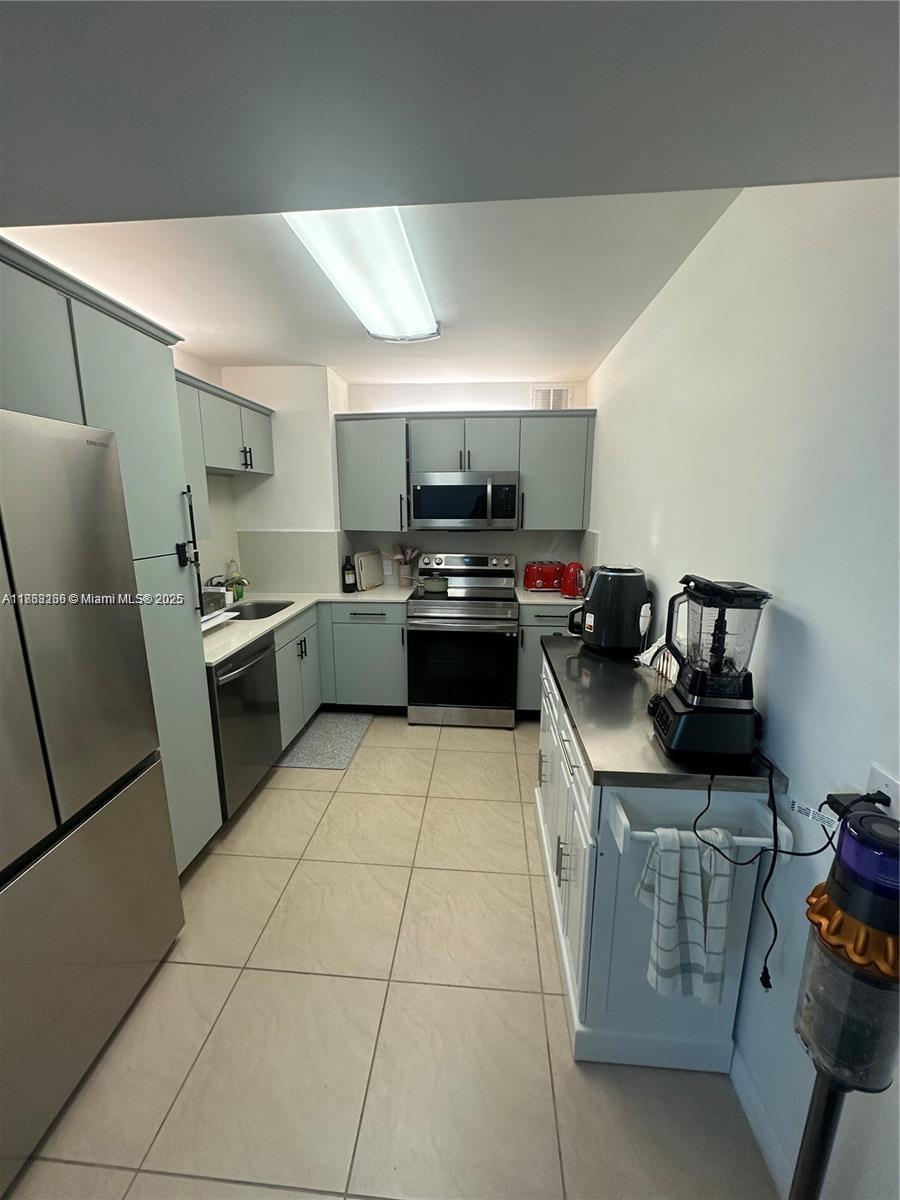 Property photo # 2