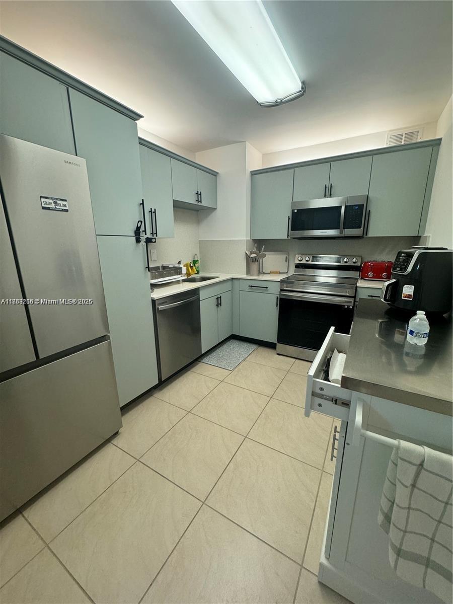 Property photo # 5