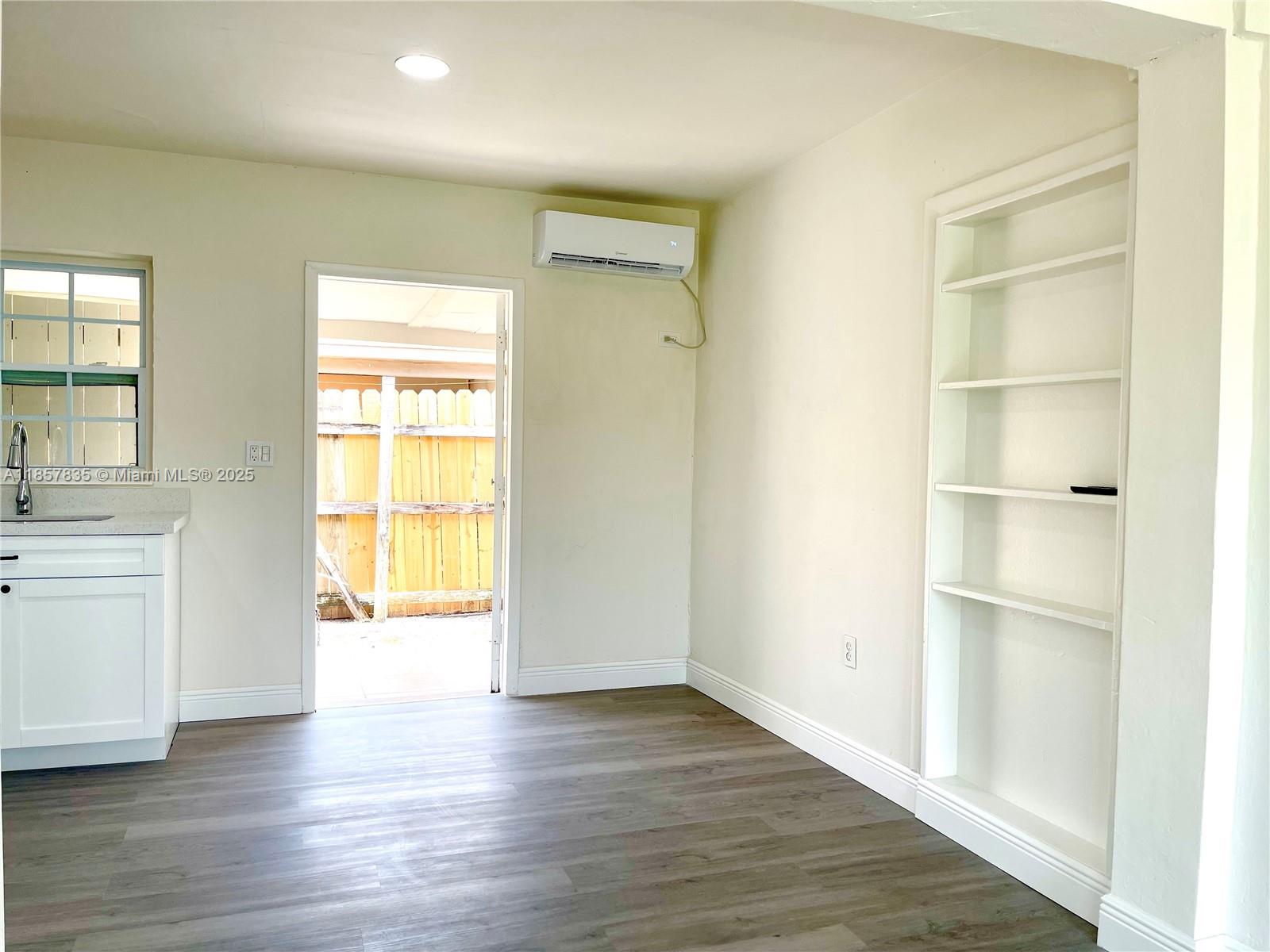 Property photo # 4