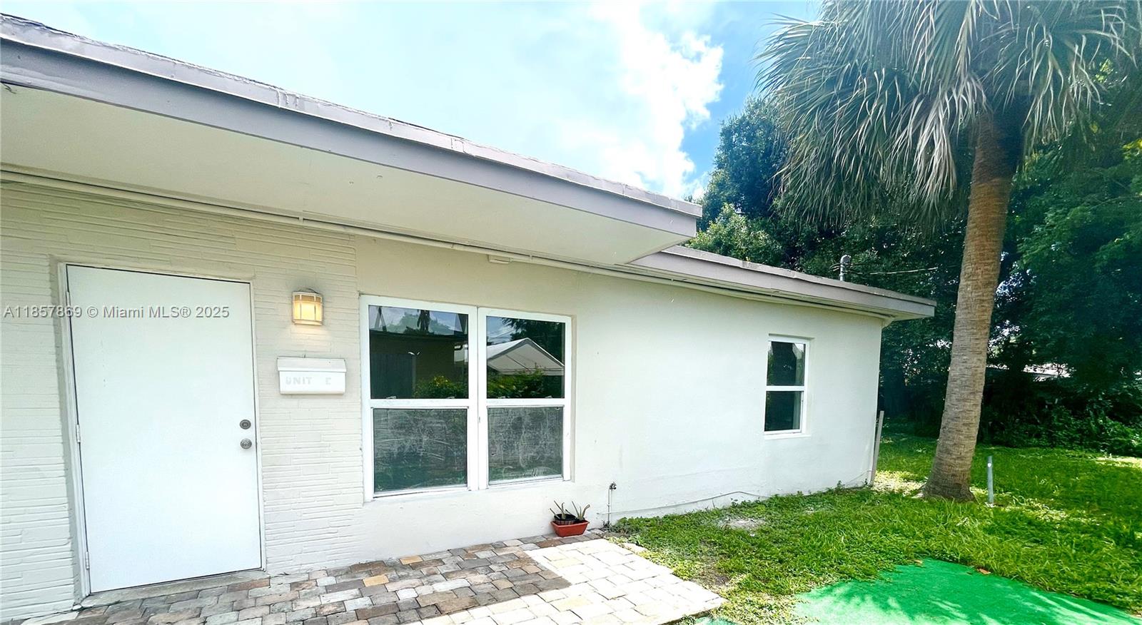 Property photo # 9