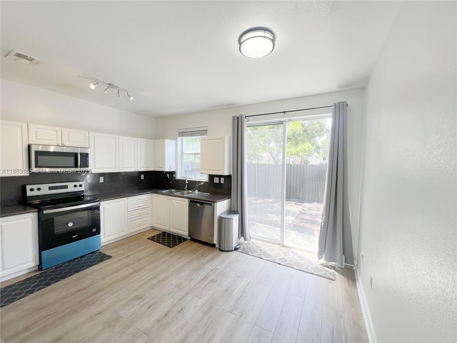 Property photo # 8