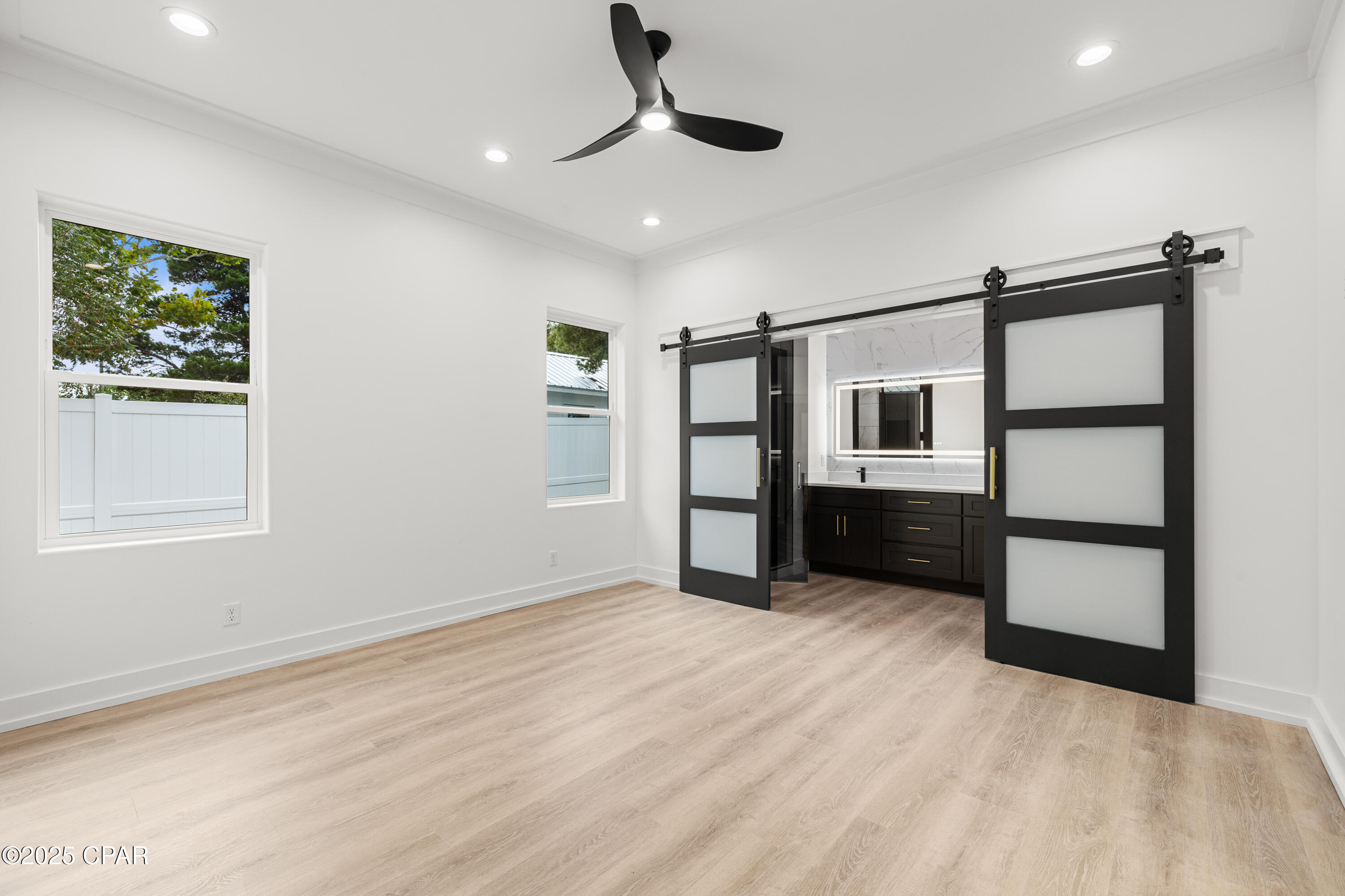 Image 10 For 471 Paradise Boulevard