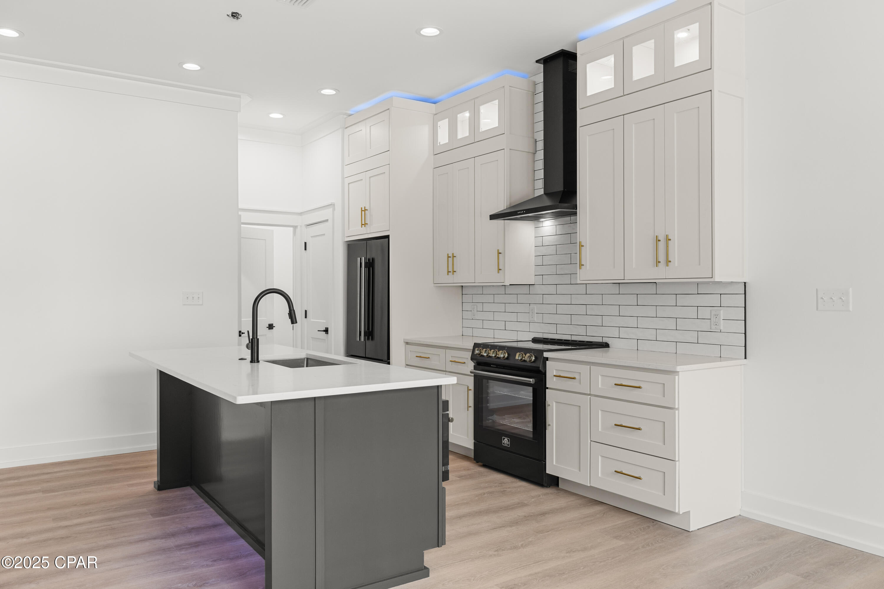 Image 5 For 471 Paradise Boulevard