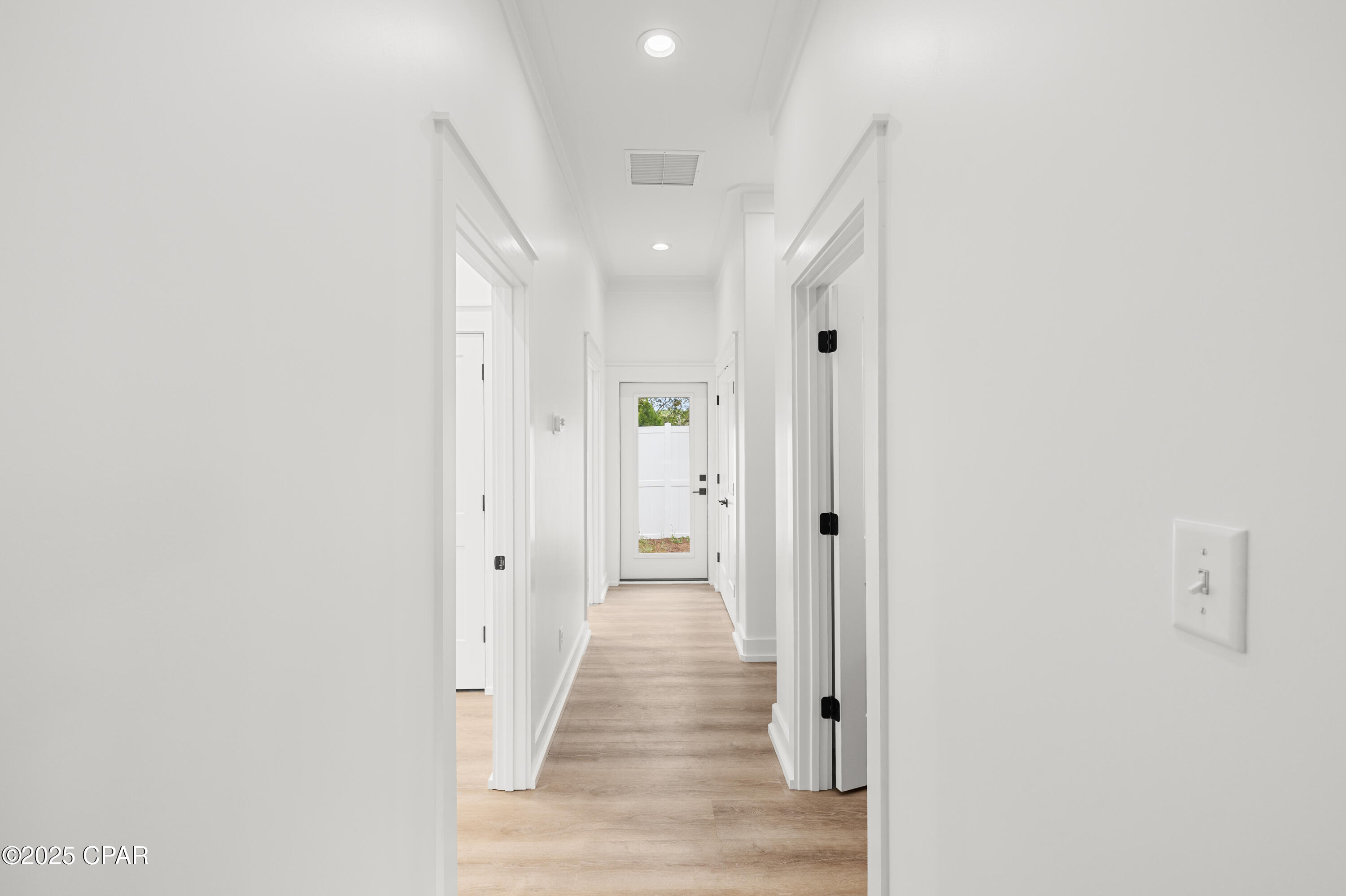 Image 7 For 471 Paradise Boulevard