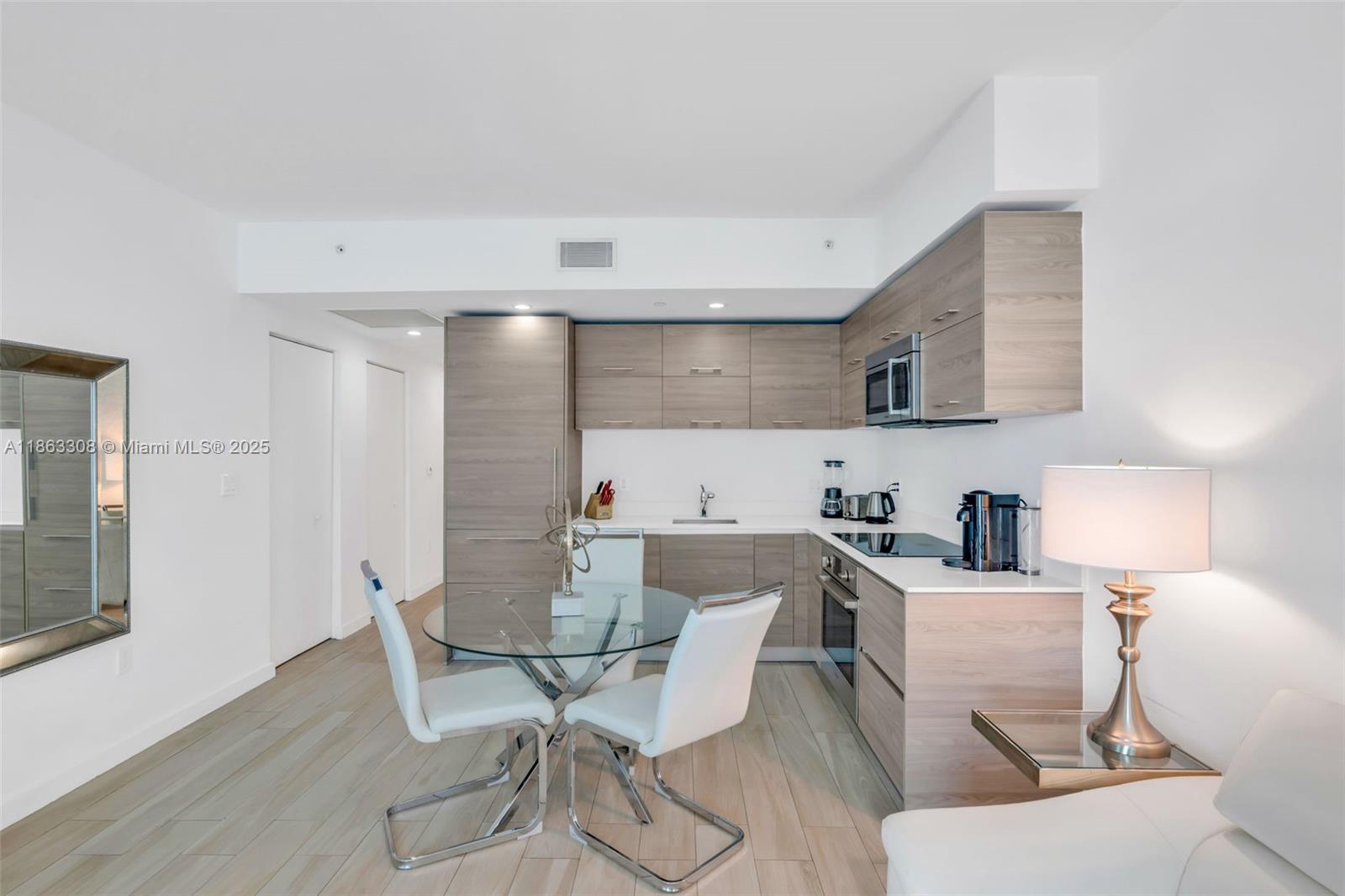 Property photo # 9