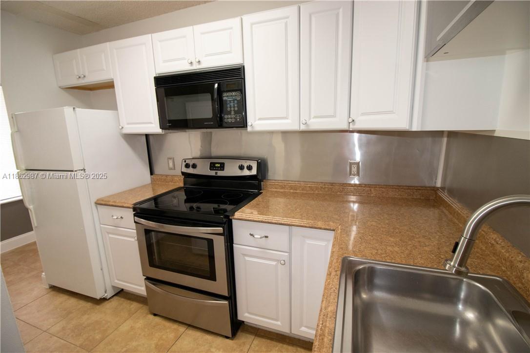 Property photo # 9