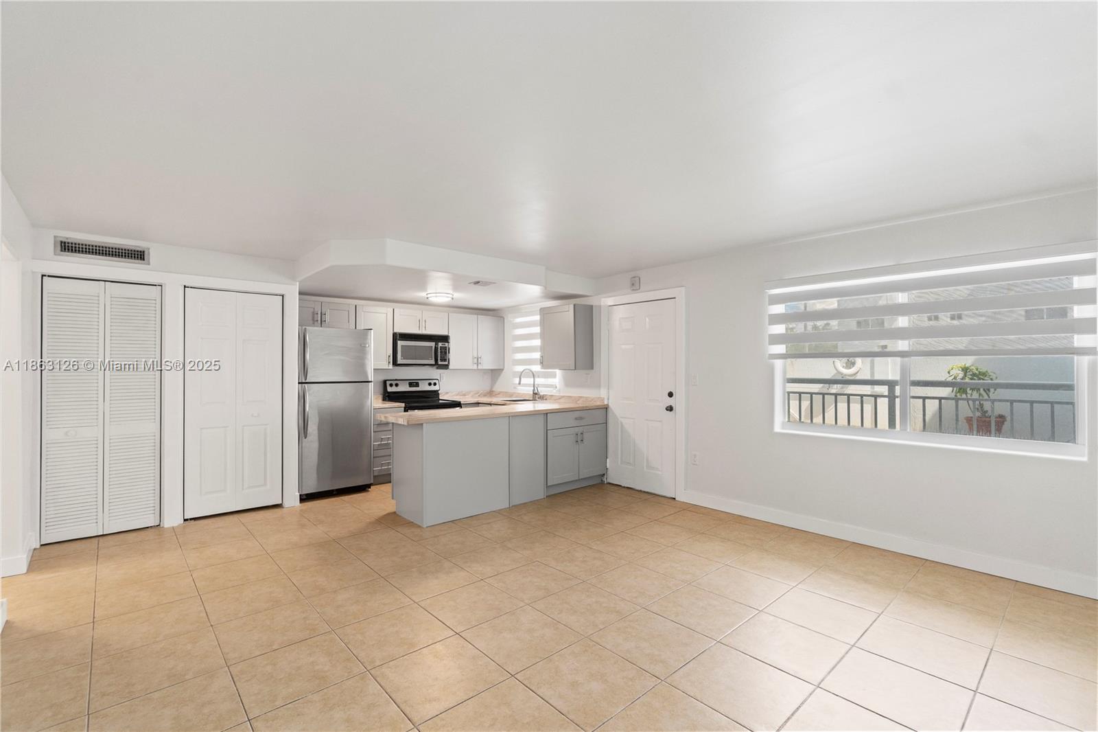 Property photo # 2