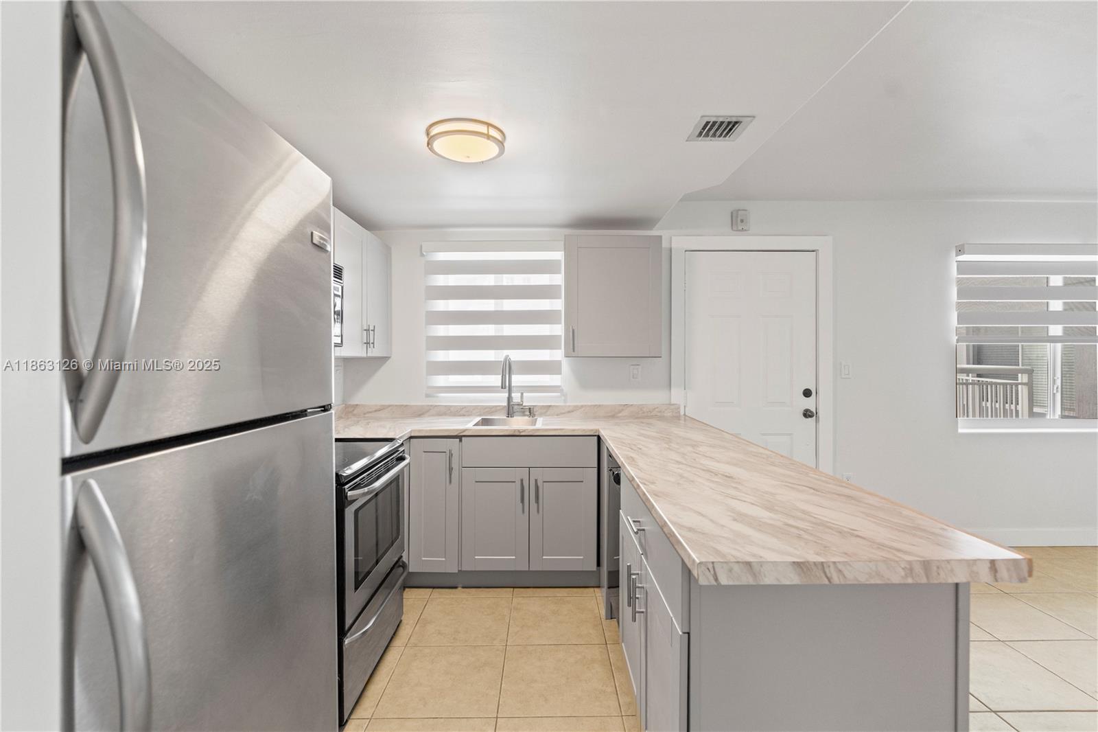 Property photo # 7