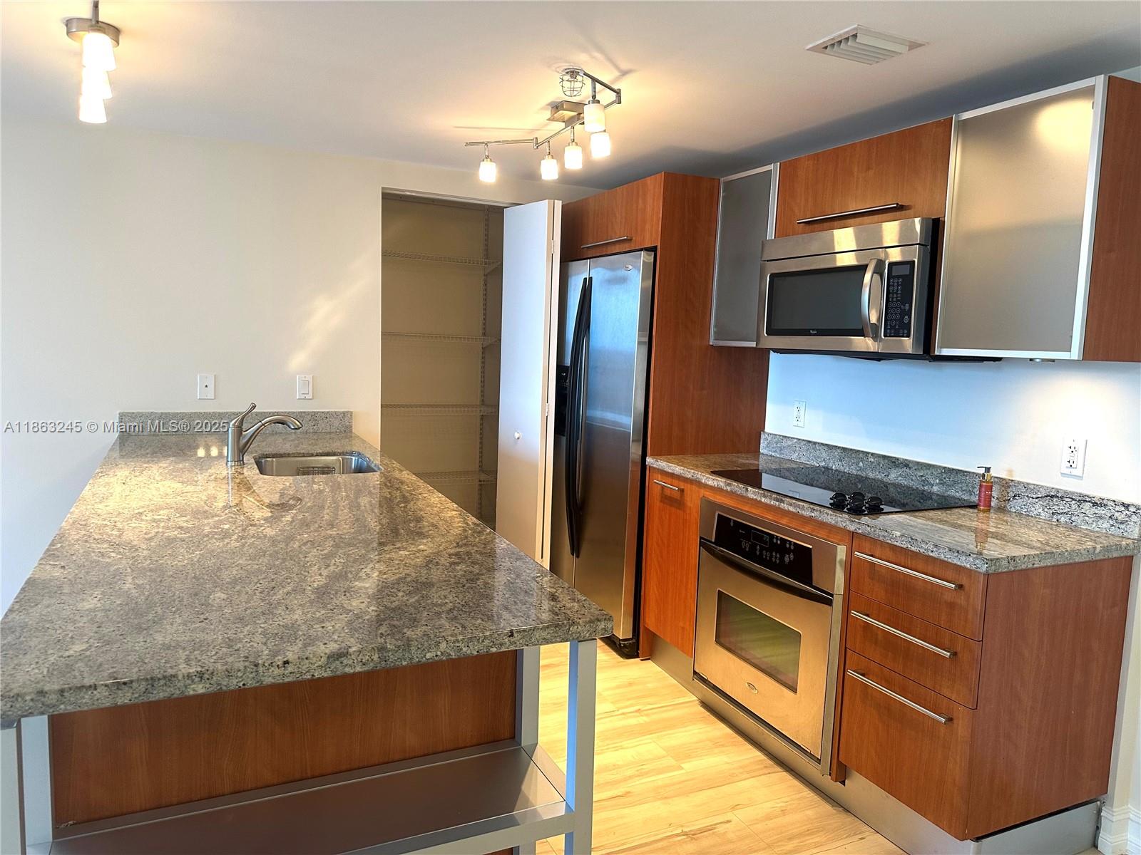 Property photo # 7