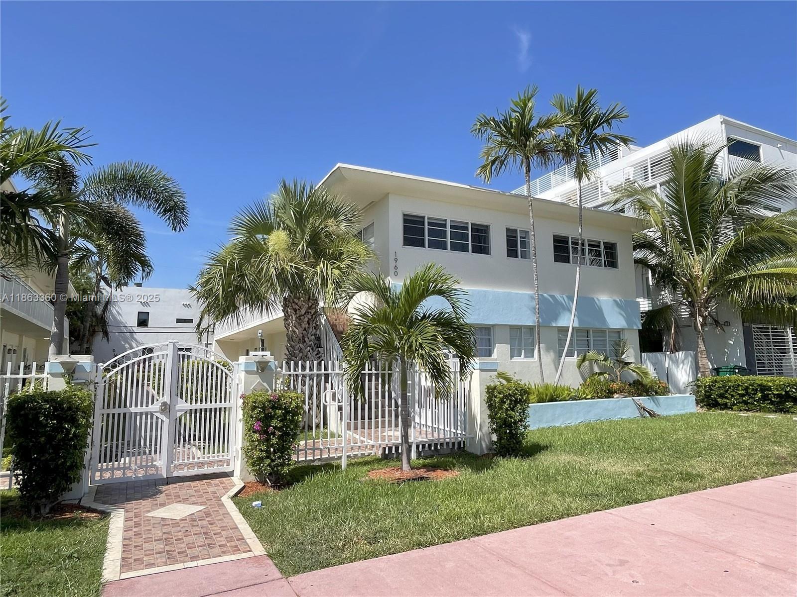 1960 Biarritz Dr Unit 4, Miami Beach, Florida 33141