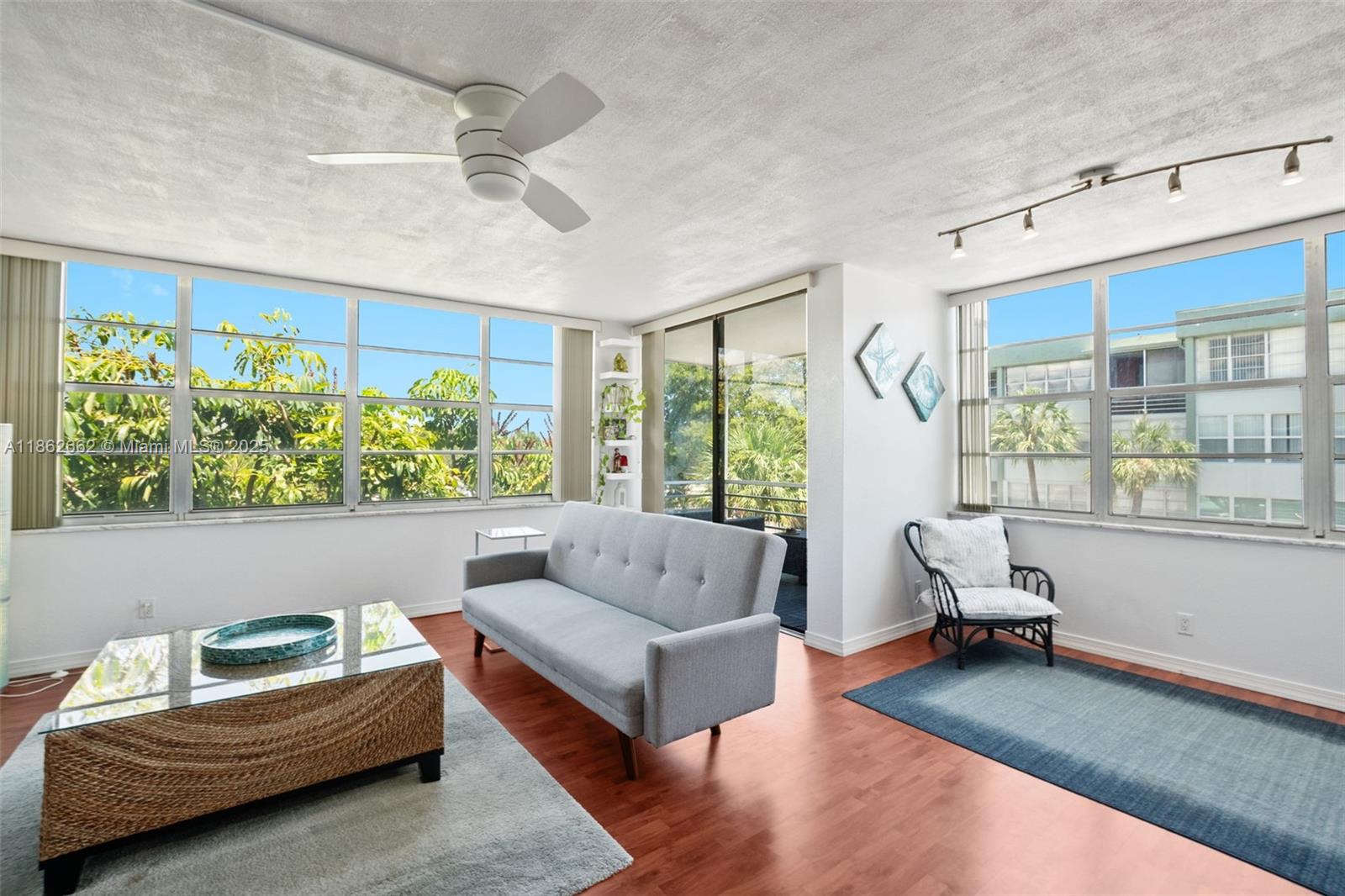 Property photo # 8