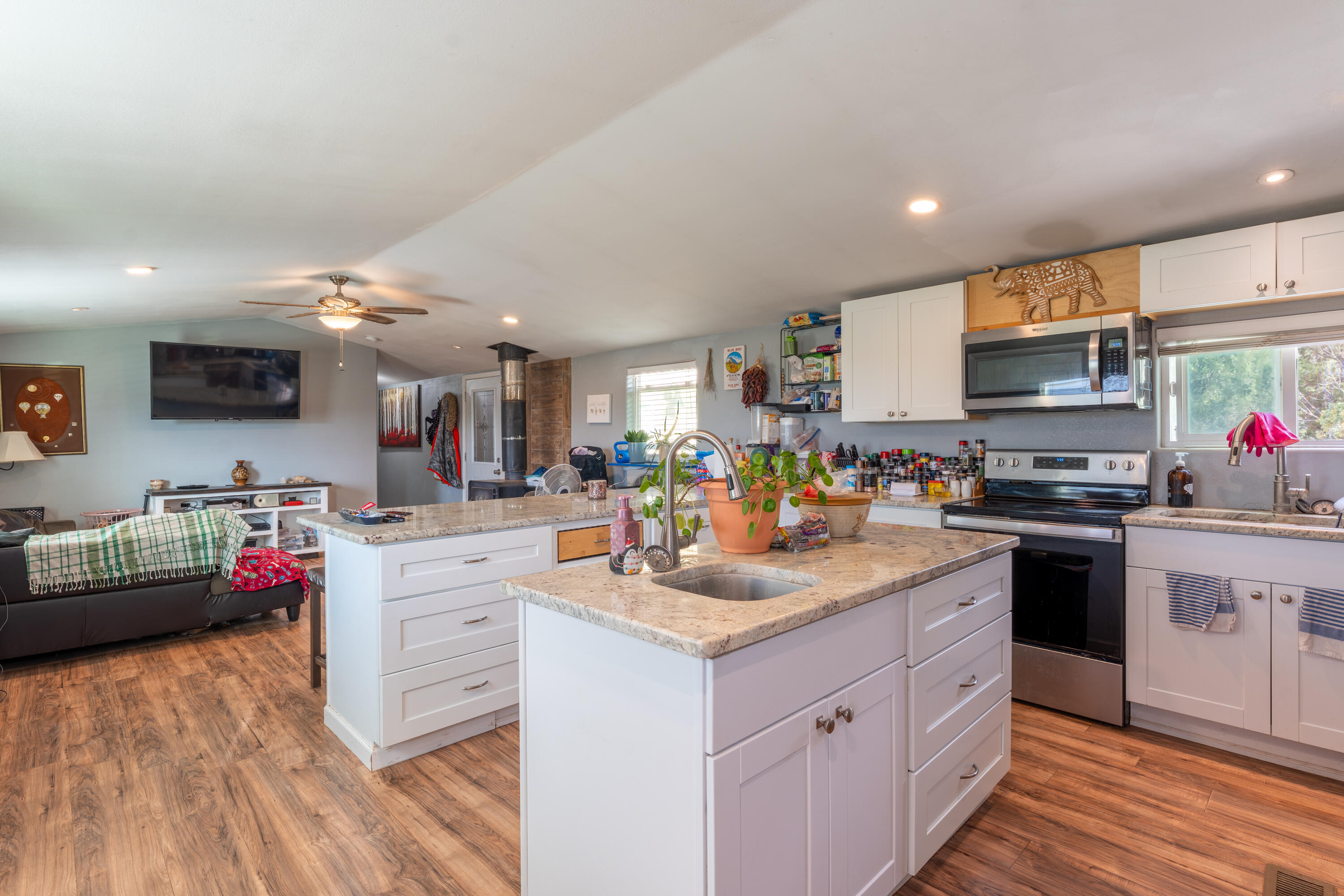 Homes for sale in Edgewood, NM | 3 Pinon Hills Rd, Edgewood, NM 87015 | MLS# 1090134